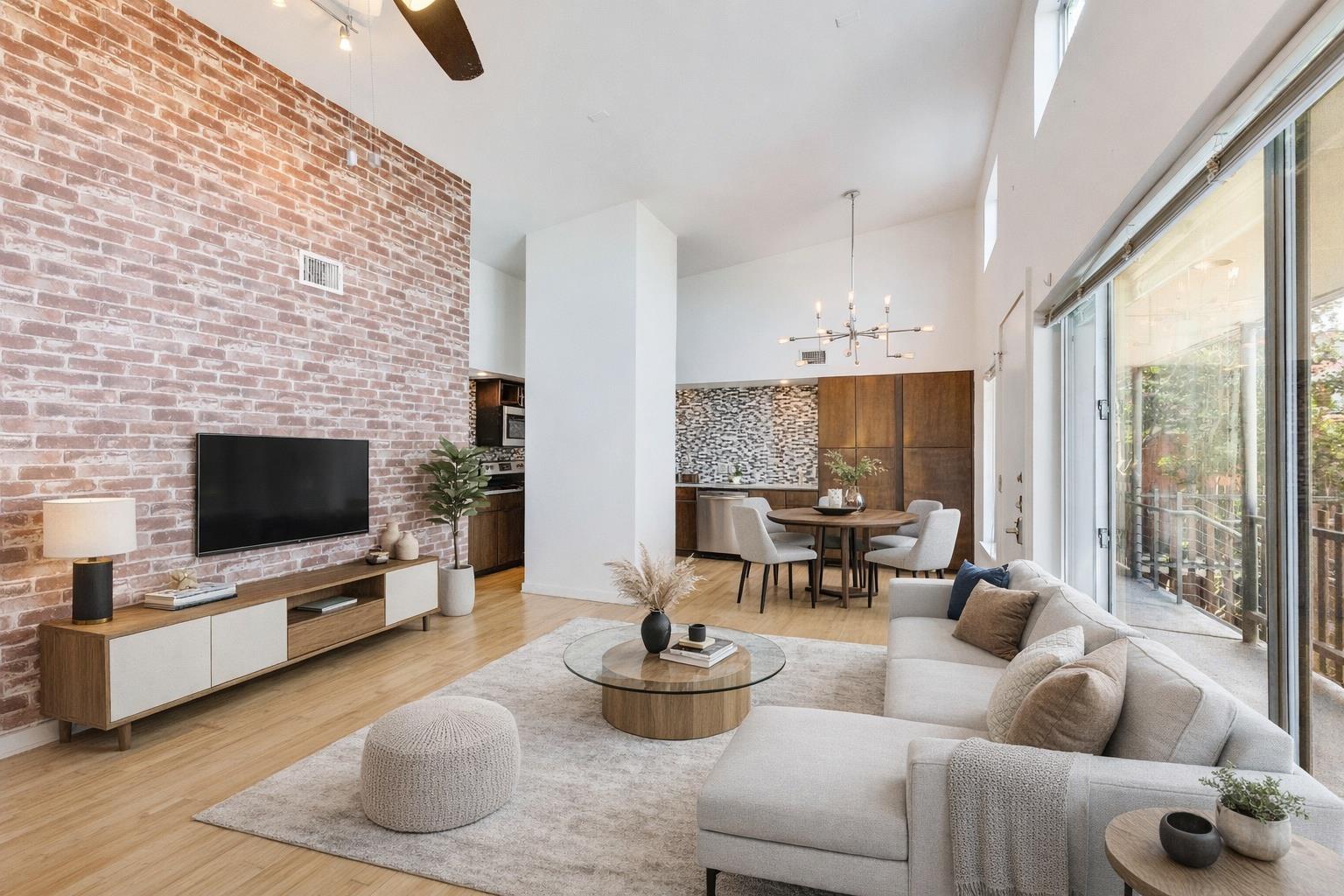 2200 Dickson Dr # 217, Austin, TX 78704