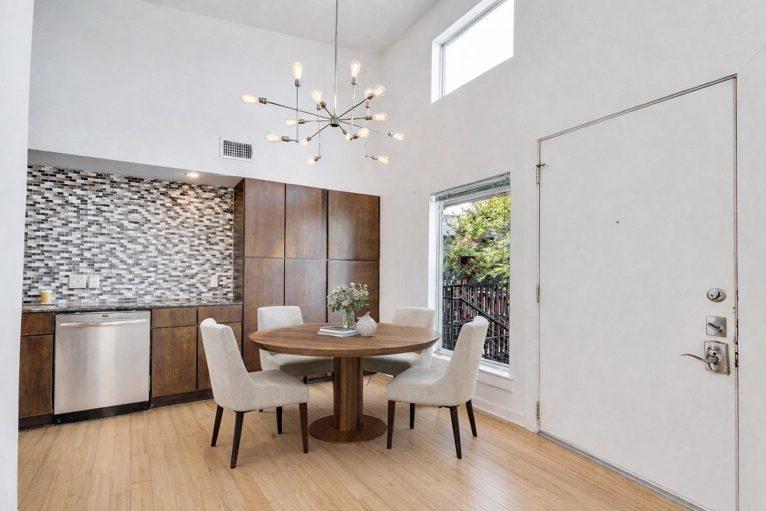 2200 Dickson Dr # 217, Austin, TX 78704