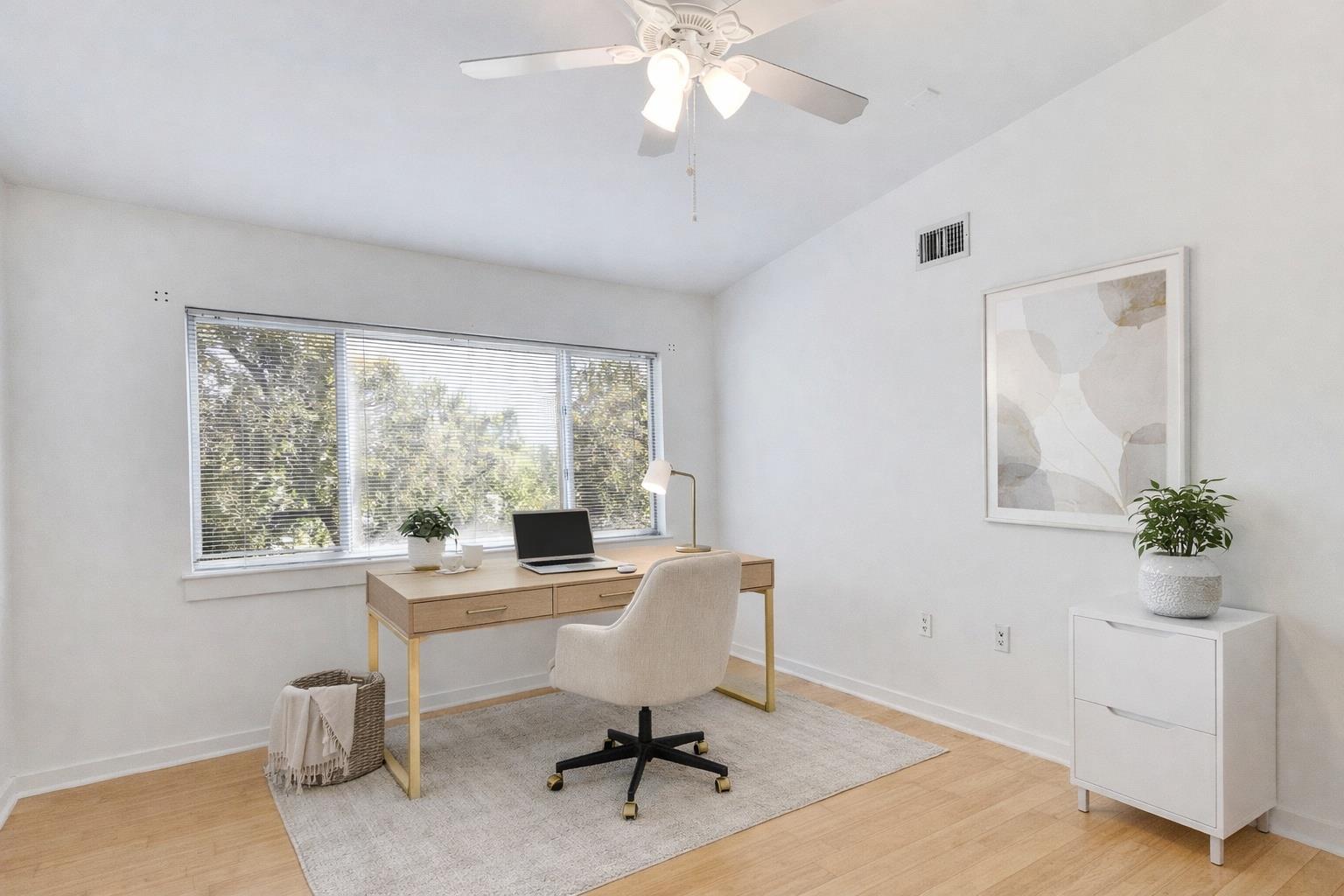 2200 Dickson Dr # 217, Austin, TX 78704