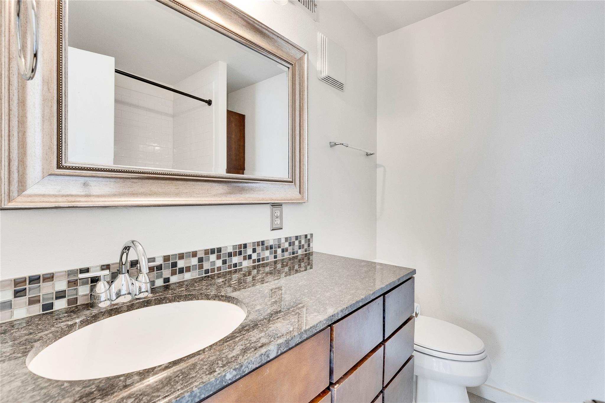 2200 Dickson Dr # 217, Austin, TX 78704