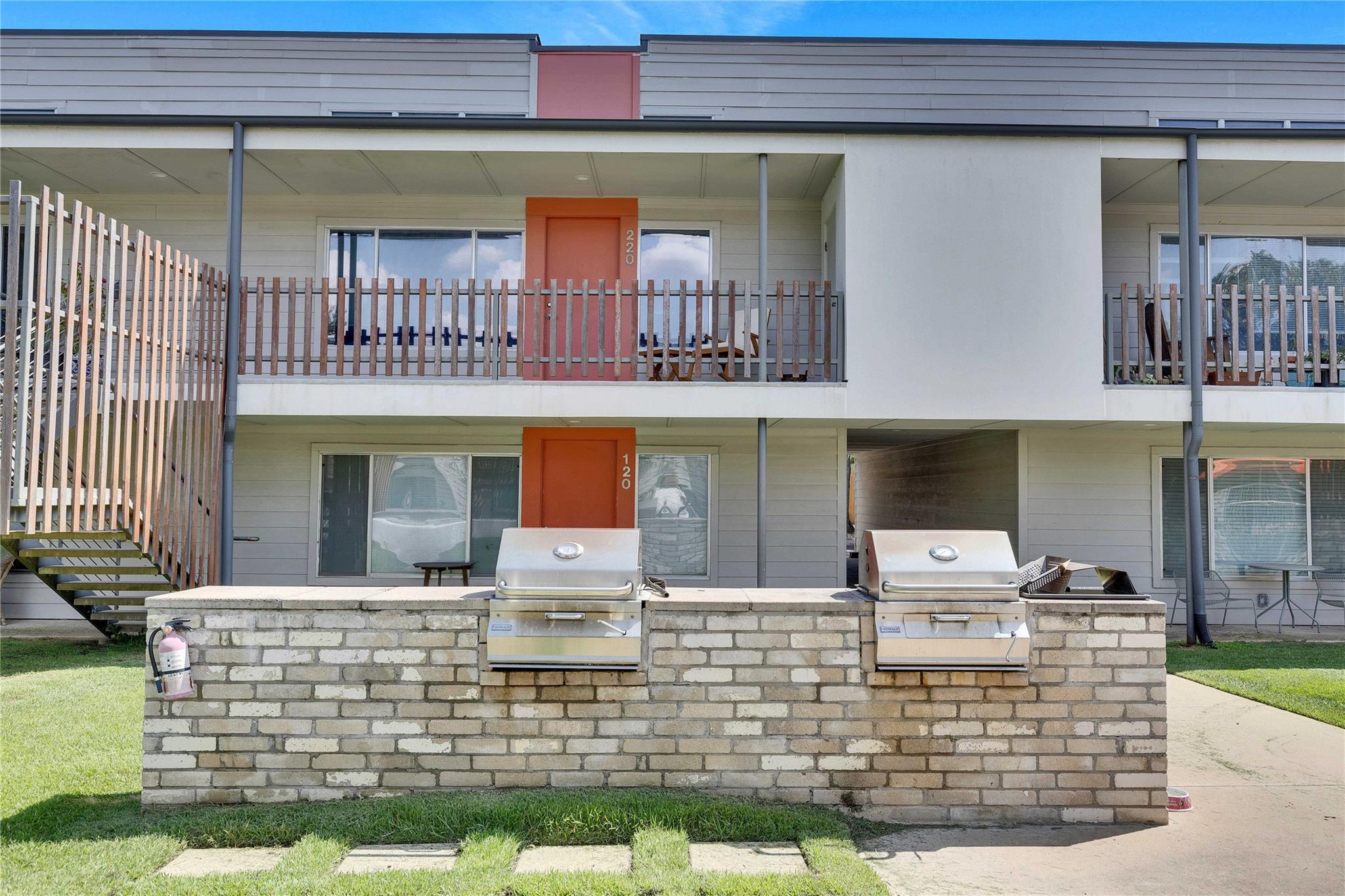 2200 Dickson Dr # 217, Austin, TX 78704