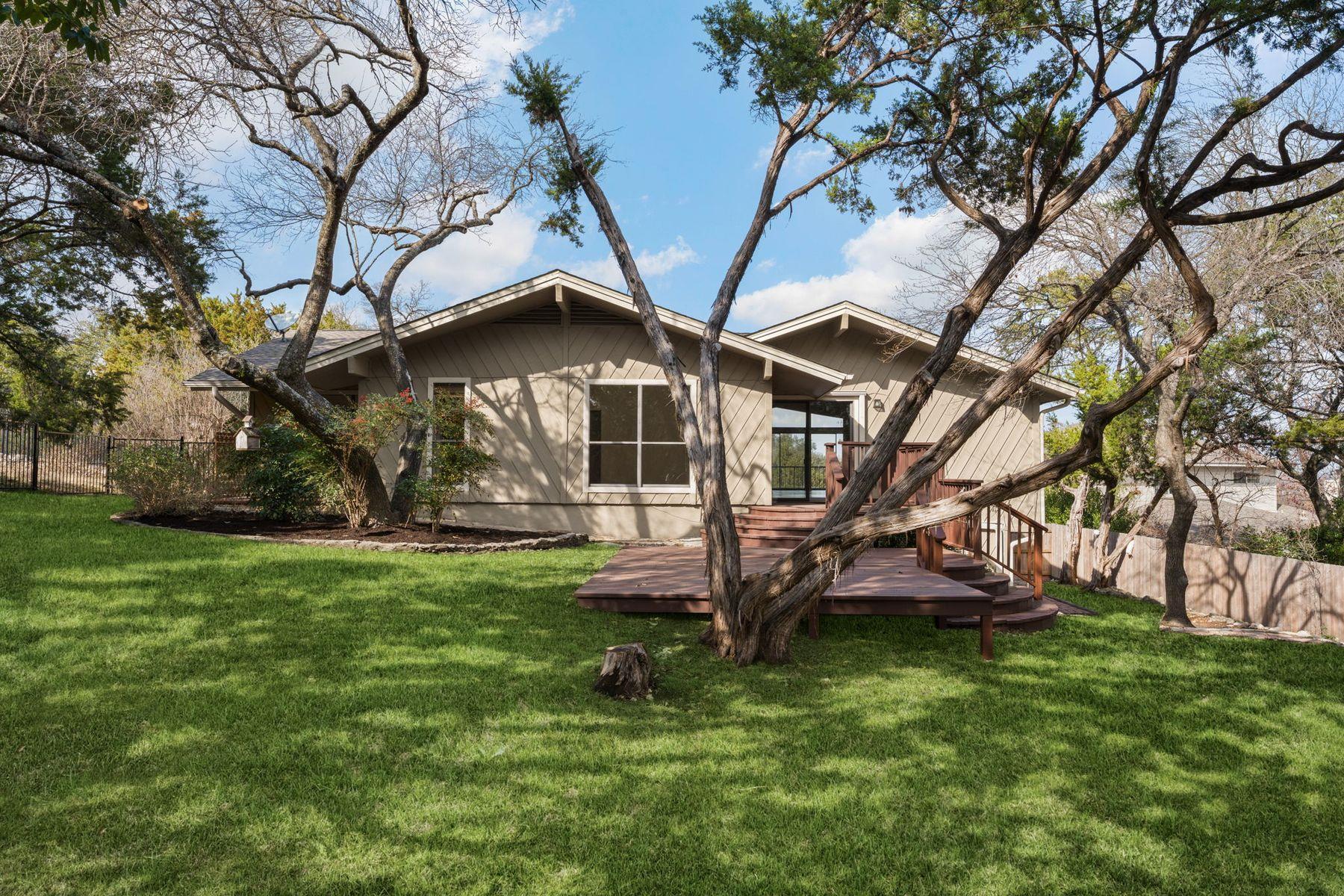 204 Los Altos Dr, Lakeway, TX 78734