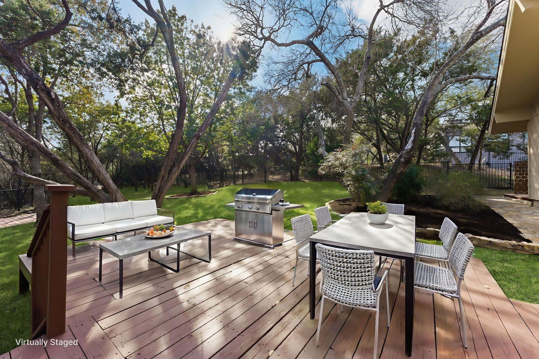 204 Los Altos Dr, Lakeway, TX 78734