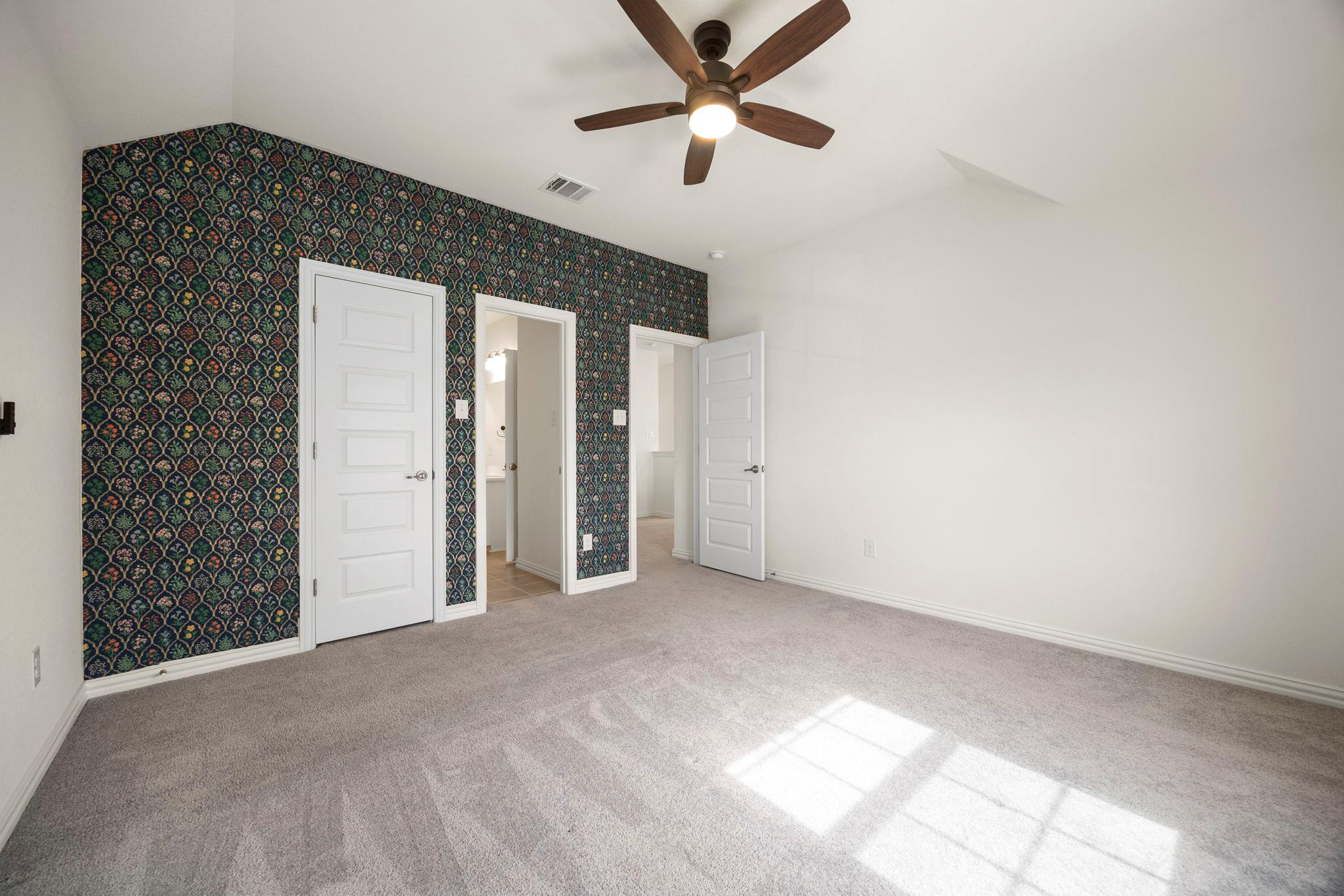 1098 Cherrystone Loop, Buda, TX 78610