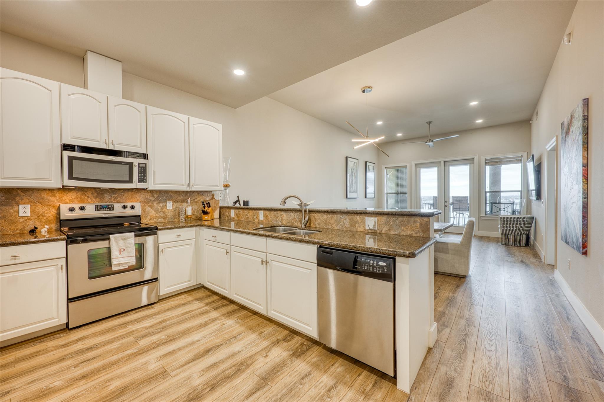 101 West Bank # 64, Horseshoe Bay, TX 78657