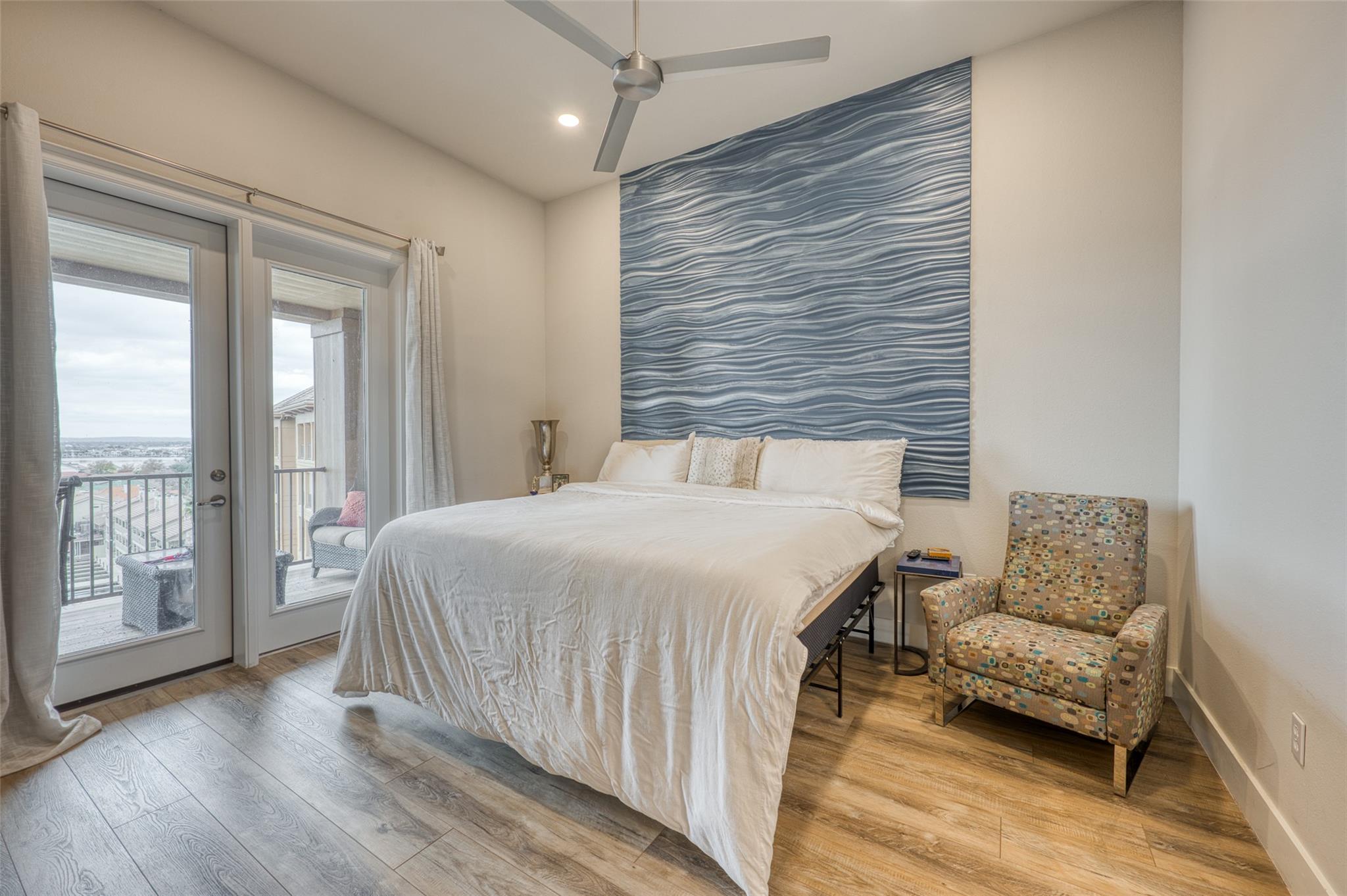 101 West Bank # 64, Horseshoe Bay, TX 78657