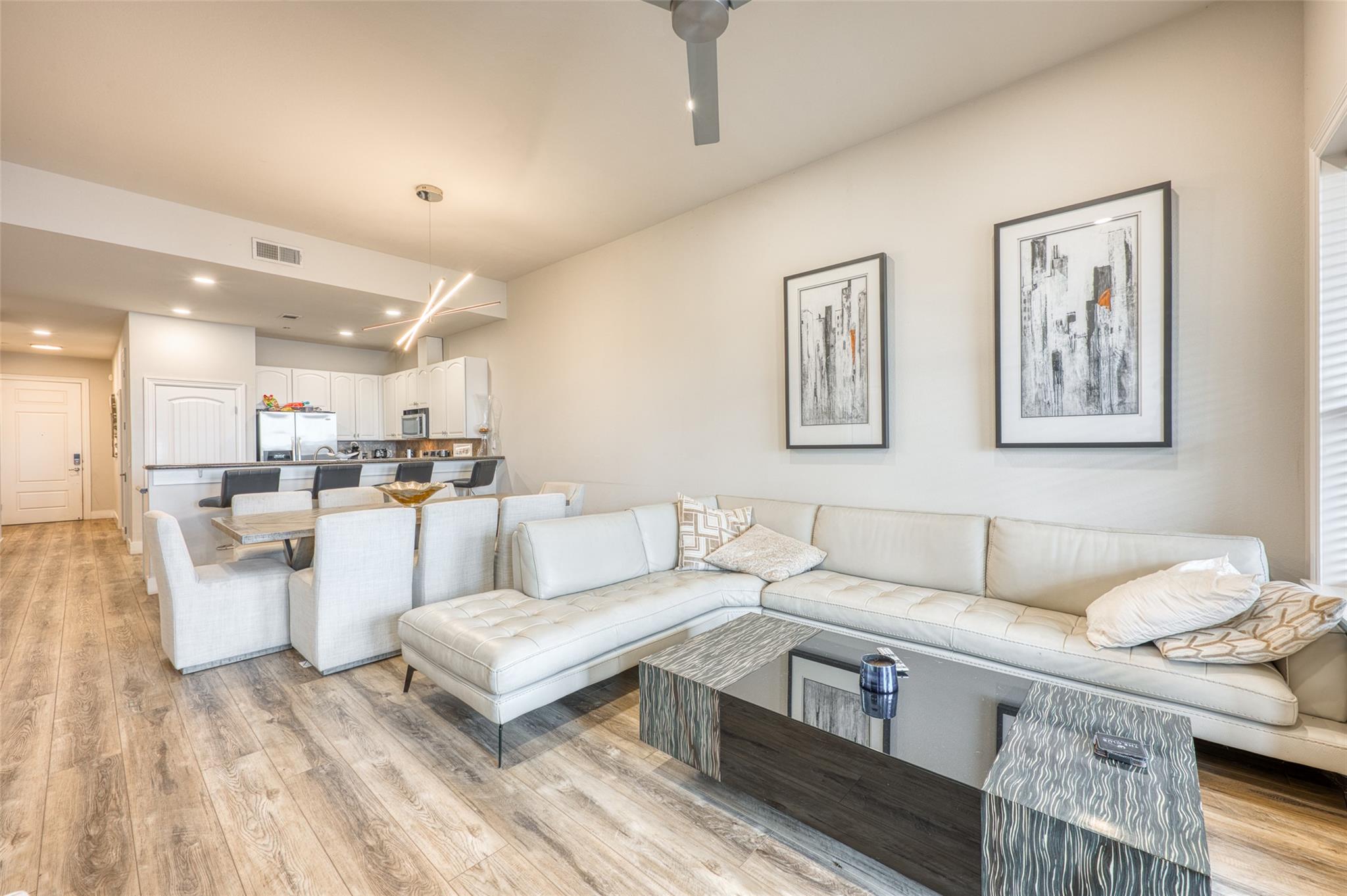 101 West Bank # 64, Horseshoe Bay, TX 78657