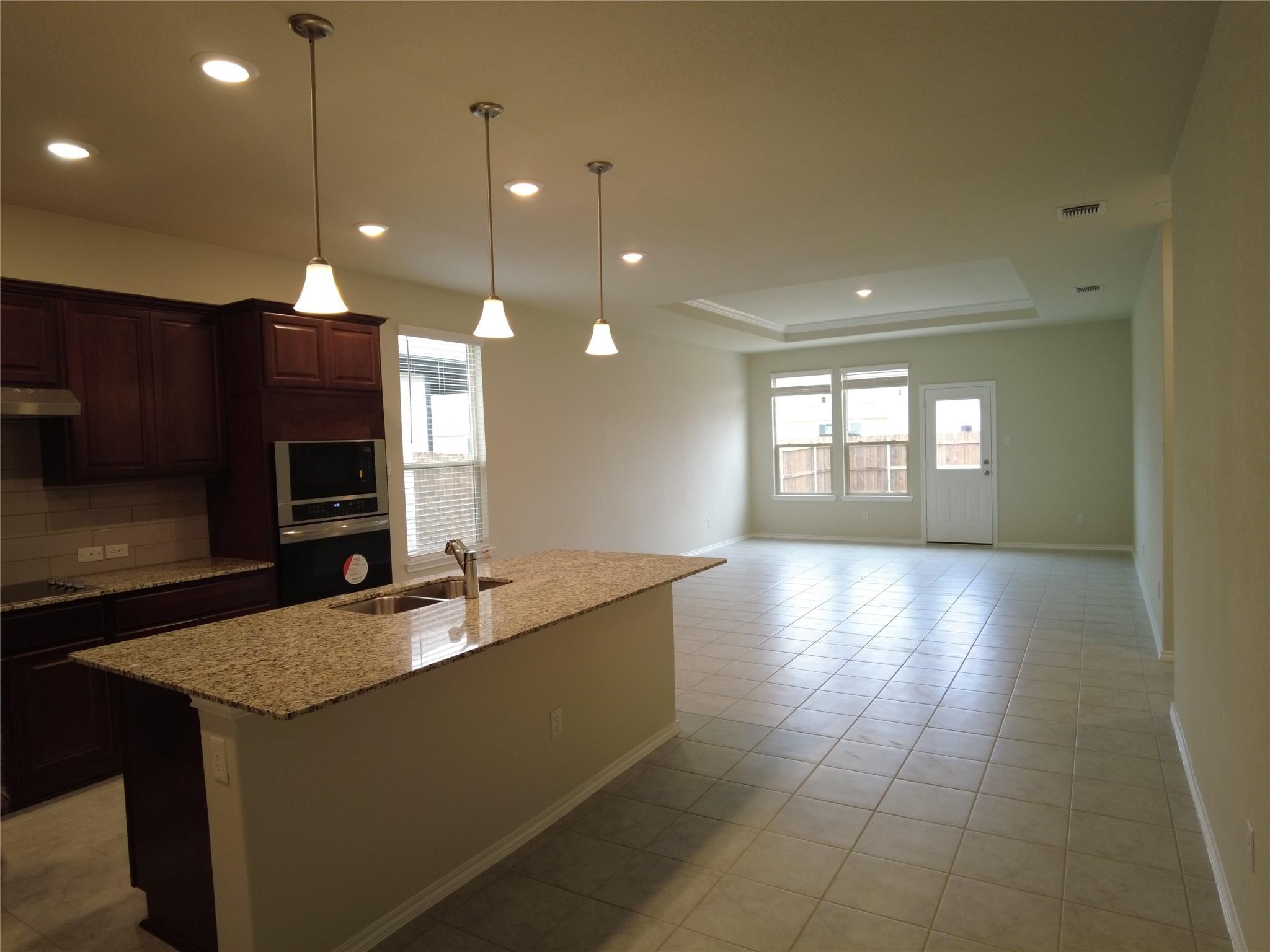 809 Mourning Dove Ln, Leander, TX 78641