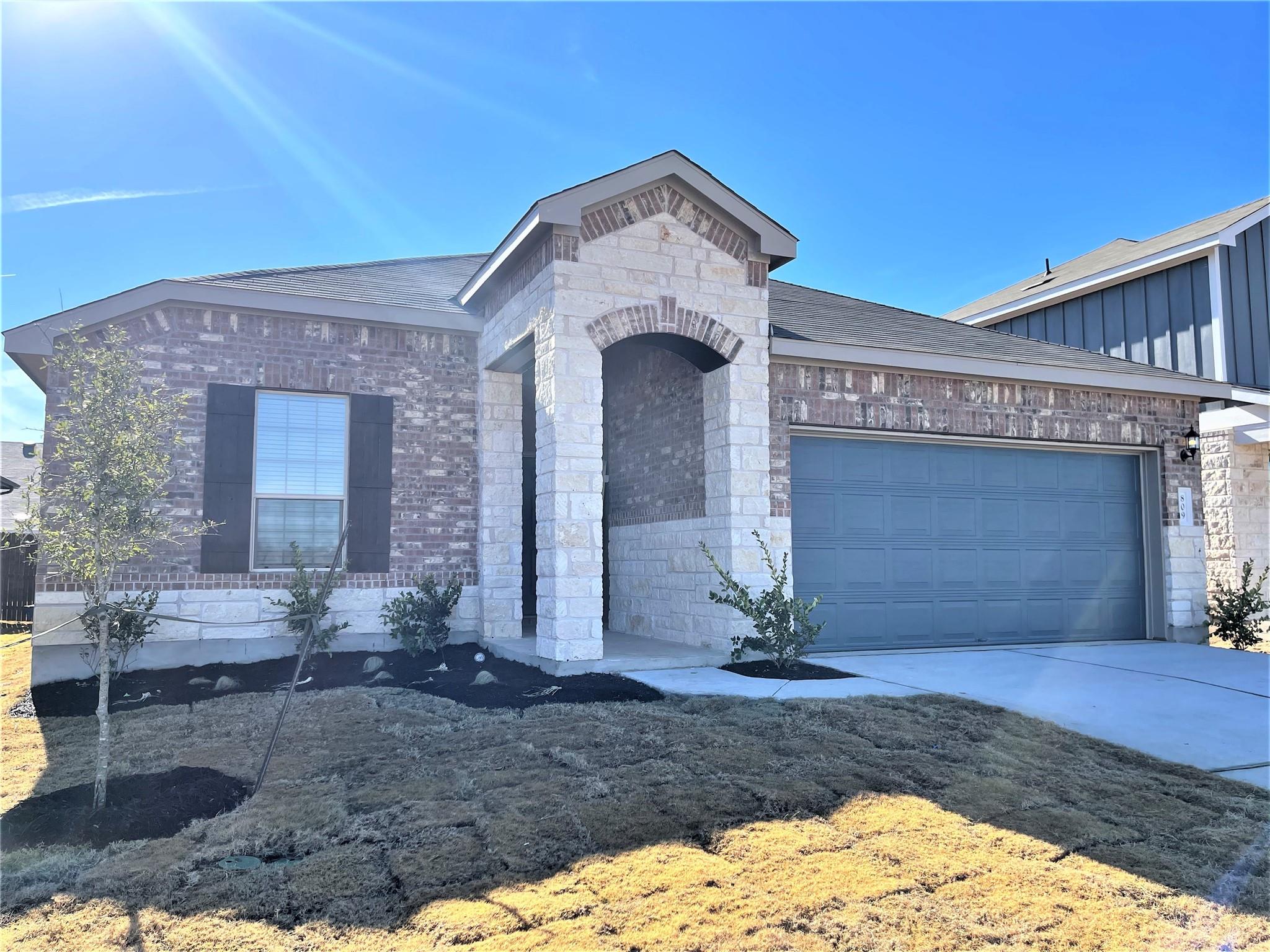 809 Mourning Dove Ln, Leander, TX 78641