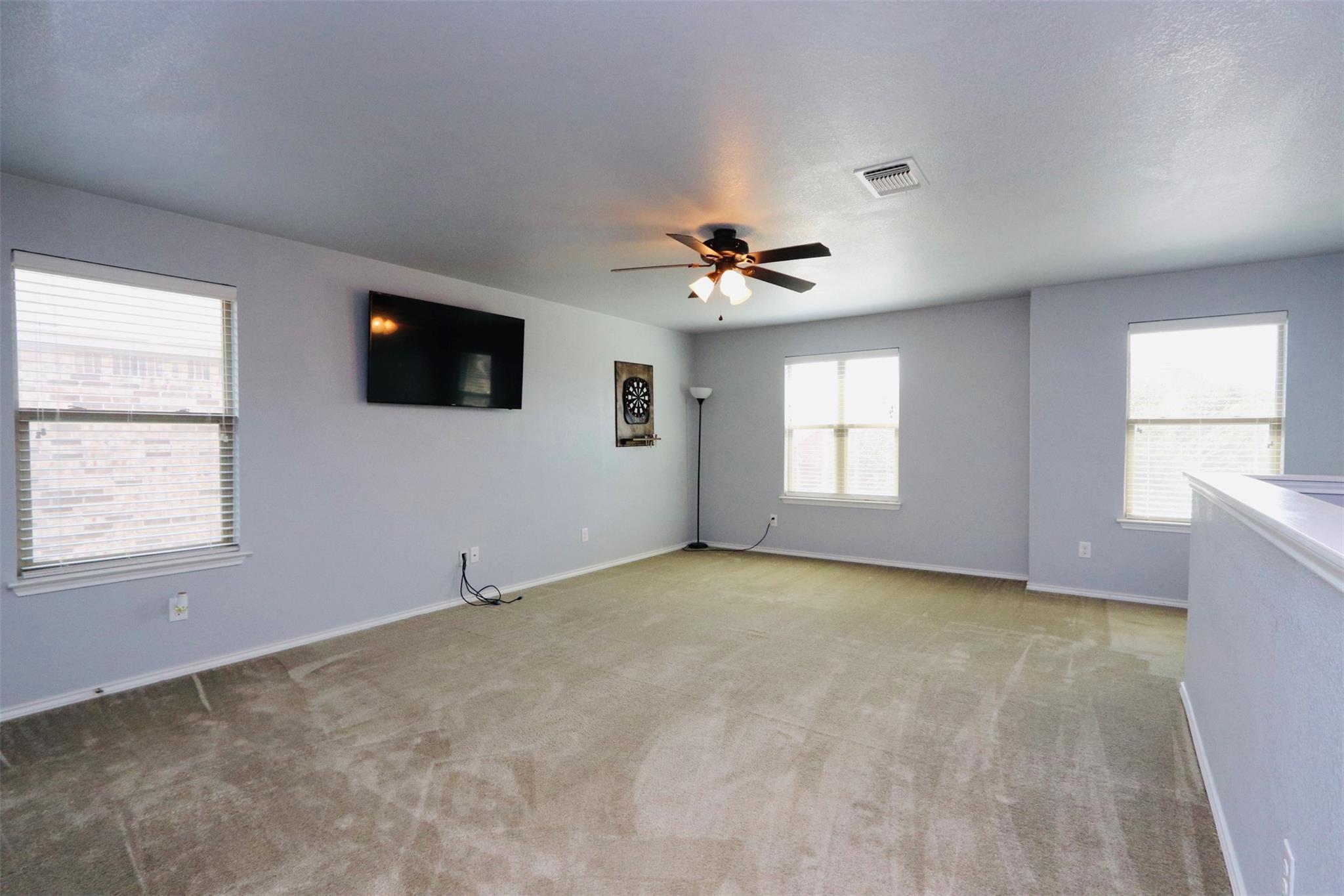 1712 Uhland Dr, Leander, TX 78641