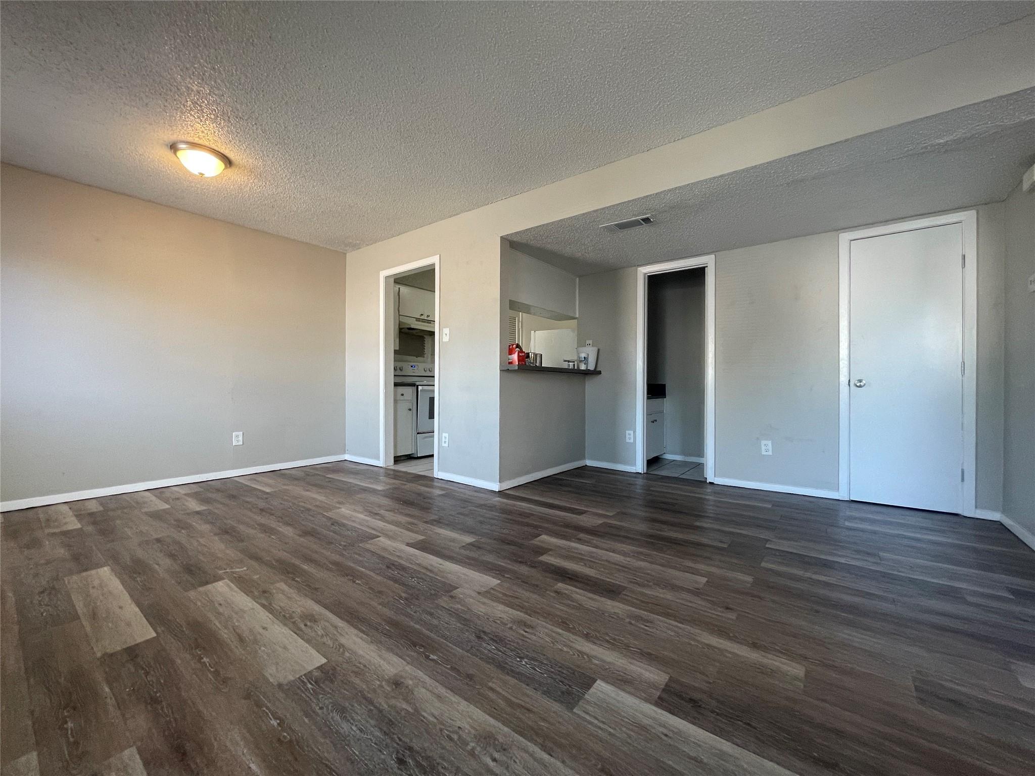 2619 Ektom Dr # C, Austin, TX 78745