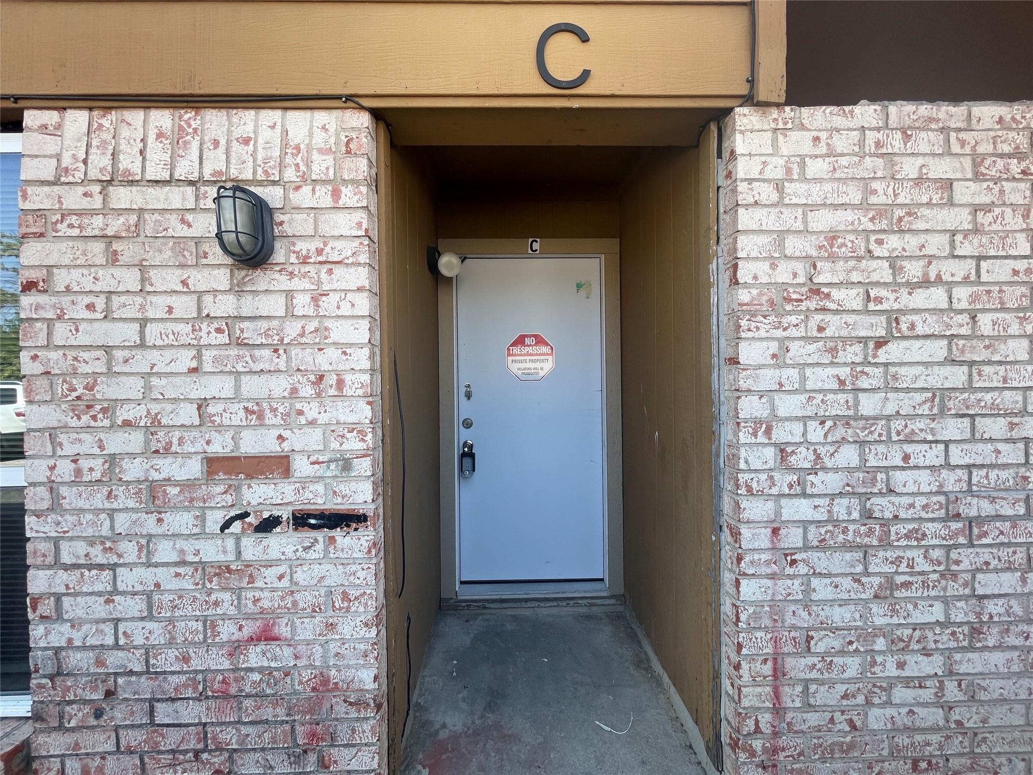 2619 Ektom Dr # C, Austin, TX 78745