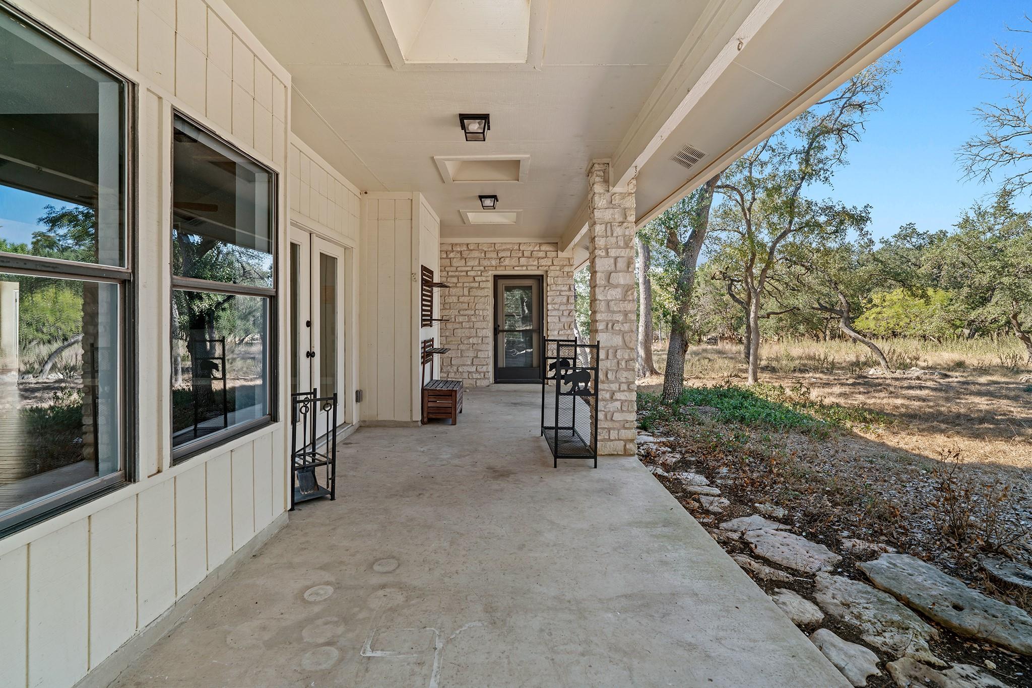 128 Mockingbird Ln, Georgetown, TX 78633