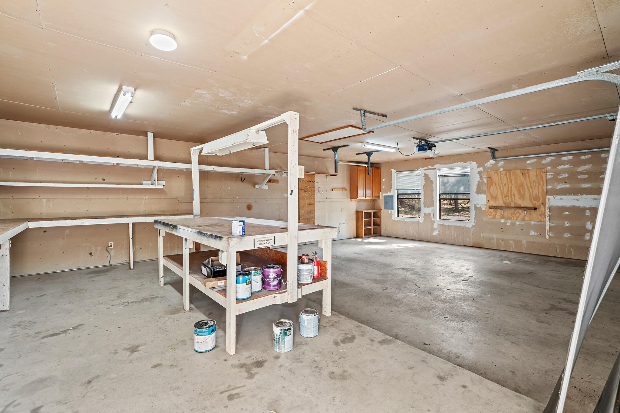 128 Mockingbird Ln, Georgetown, TX 78633