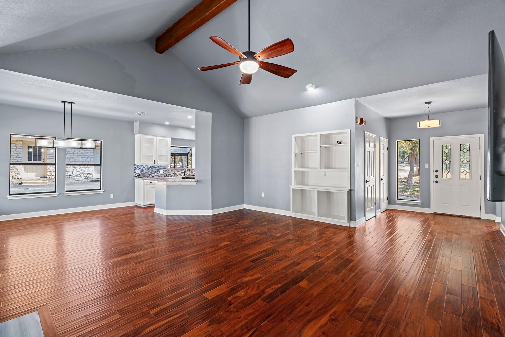 128 Mockingbird Ln, Georgetown, TX 78633