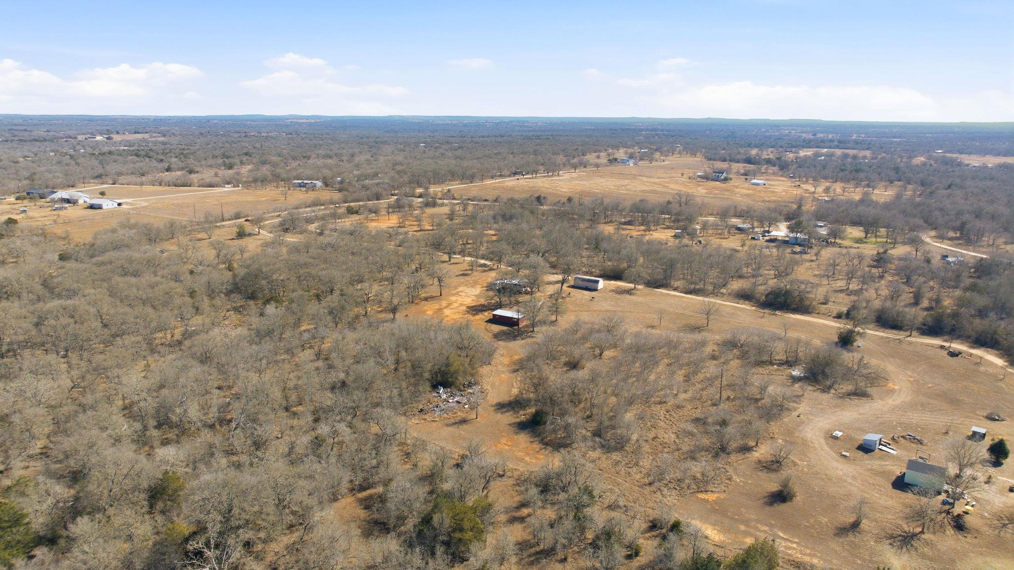 103 Martinez Ln, Dale, TX 78616