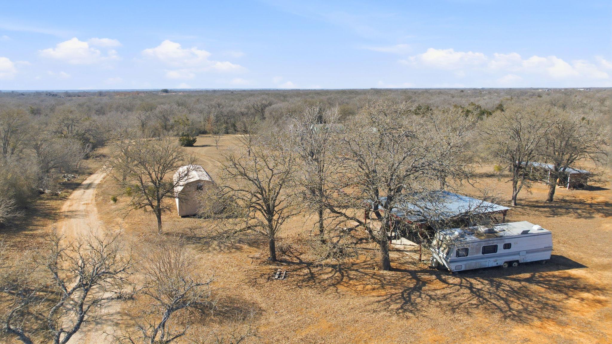 103 Martinez Ln, Dale, TX 78616