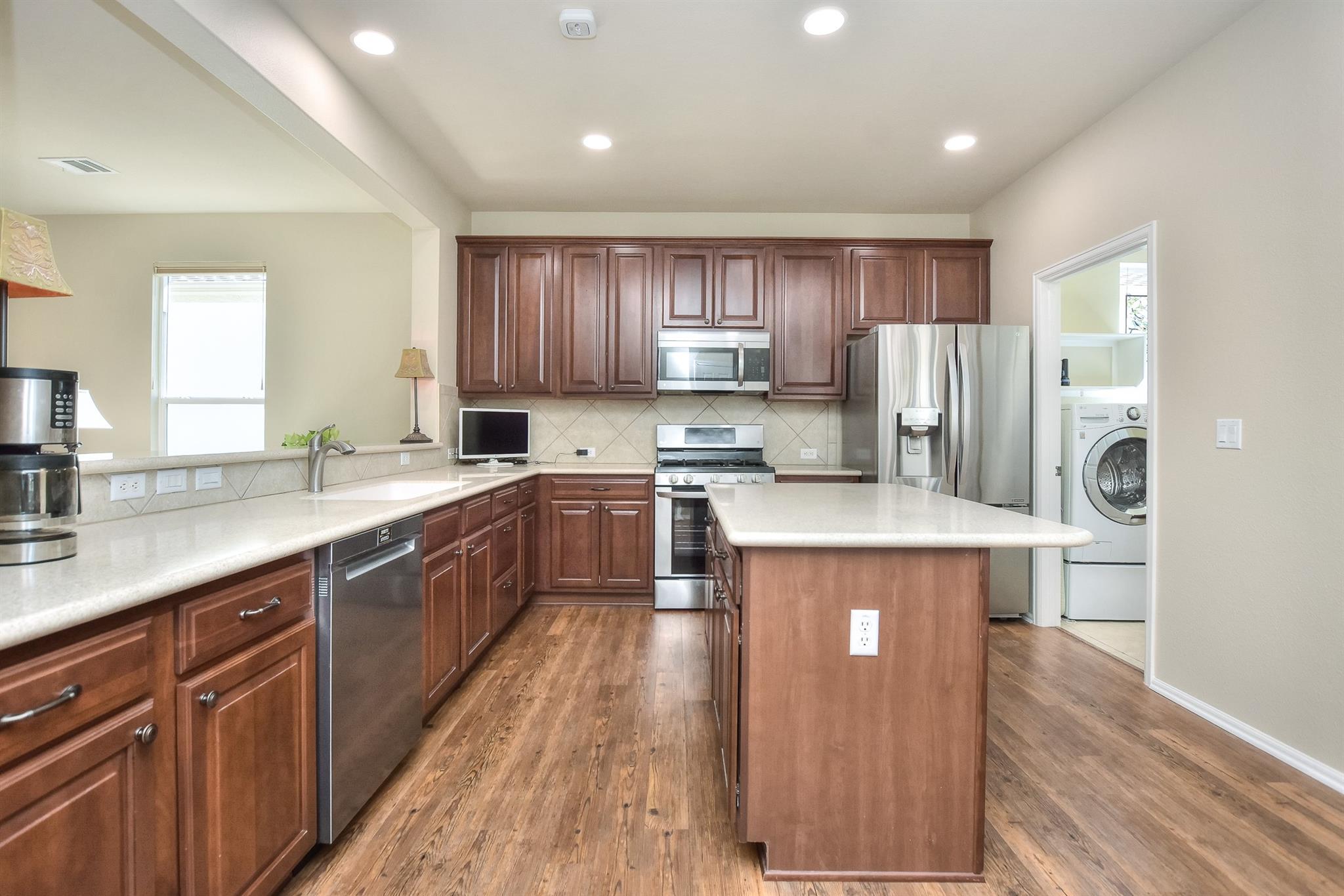 122 Lost Peak Path, Georgetown, TX 78633