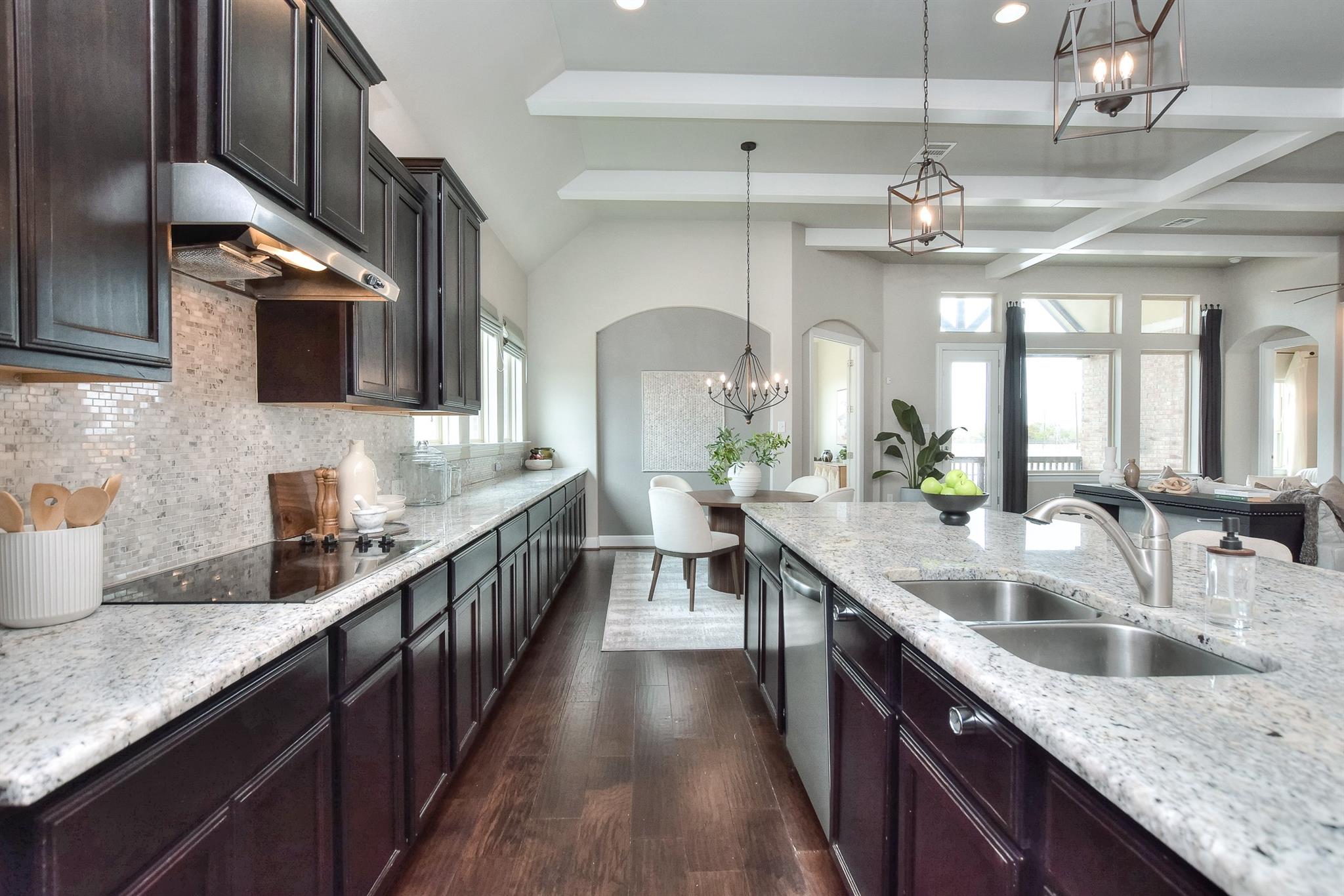 921 Wolcott Dr, Leander, TX 78641