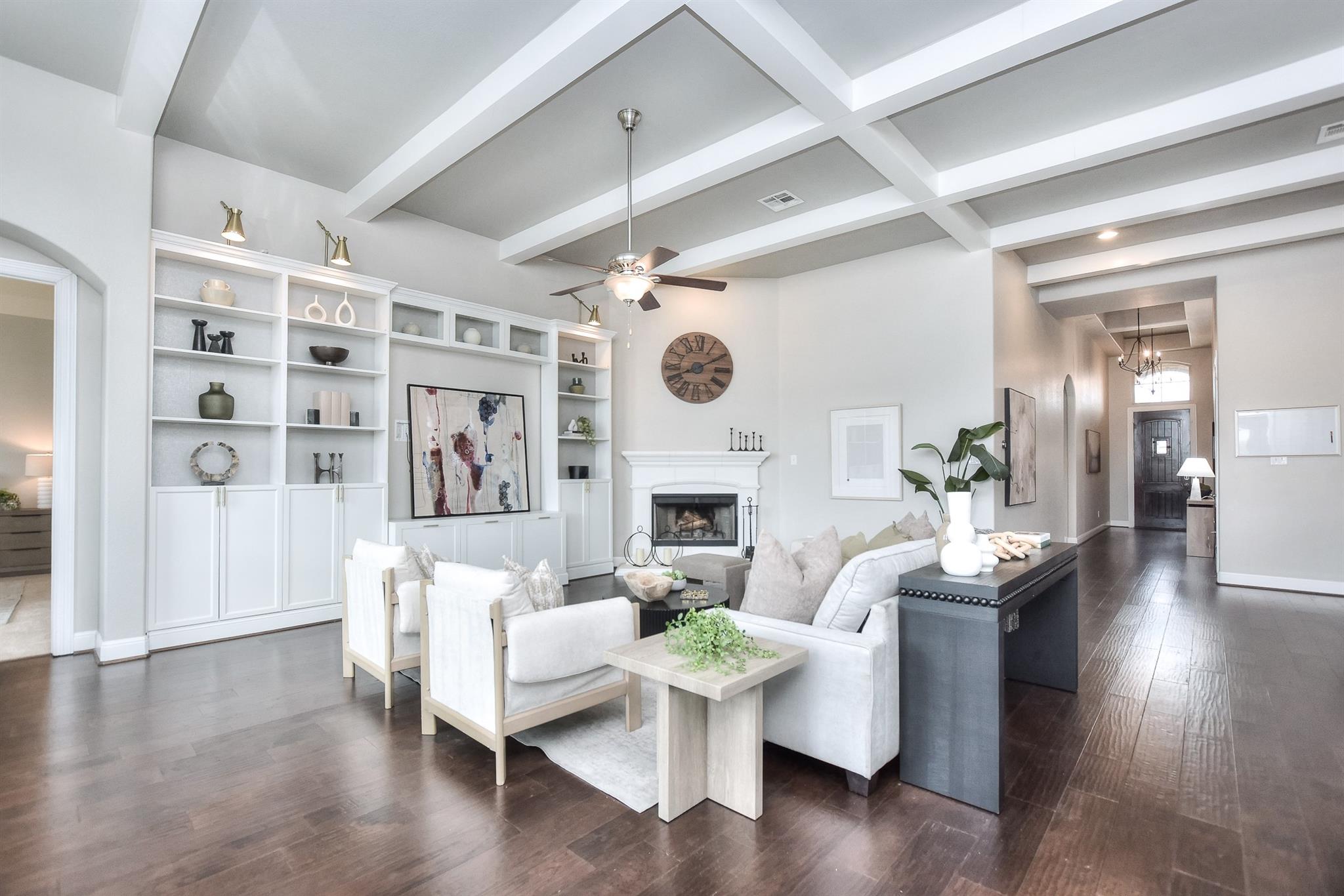 921 Wolcott Dr, Leander, TX 78641