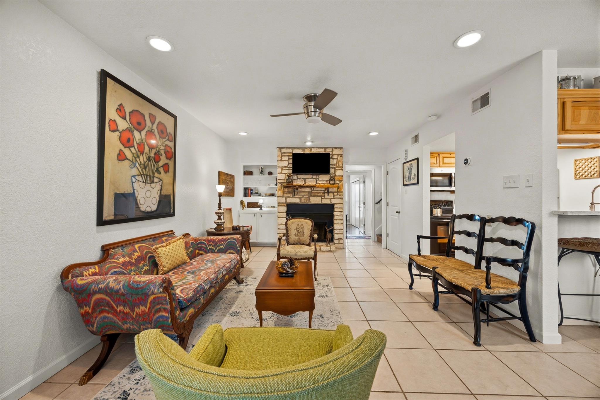 4 Cypress Fairway Vlg, Wimberley, TX 78676