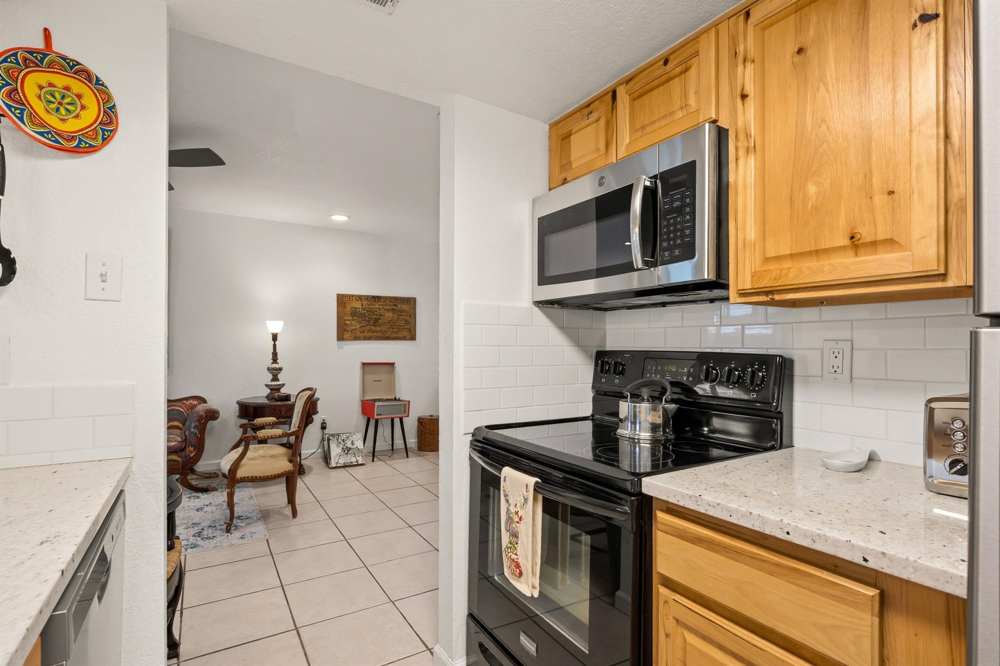 4 Cypress Fairway Vlg, Wimberley, TX 78676