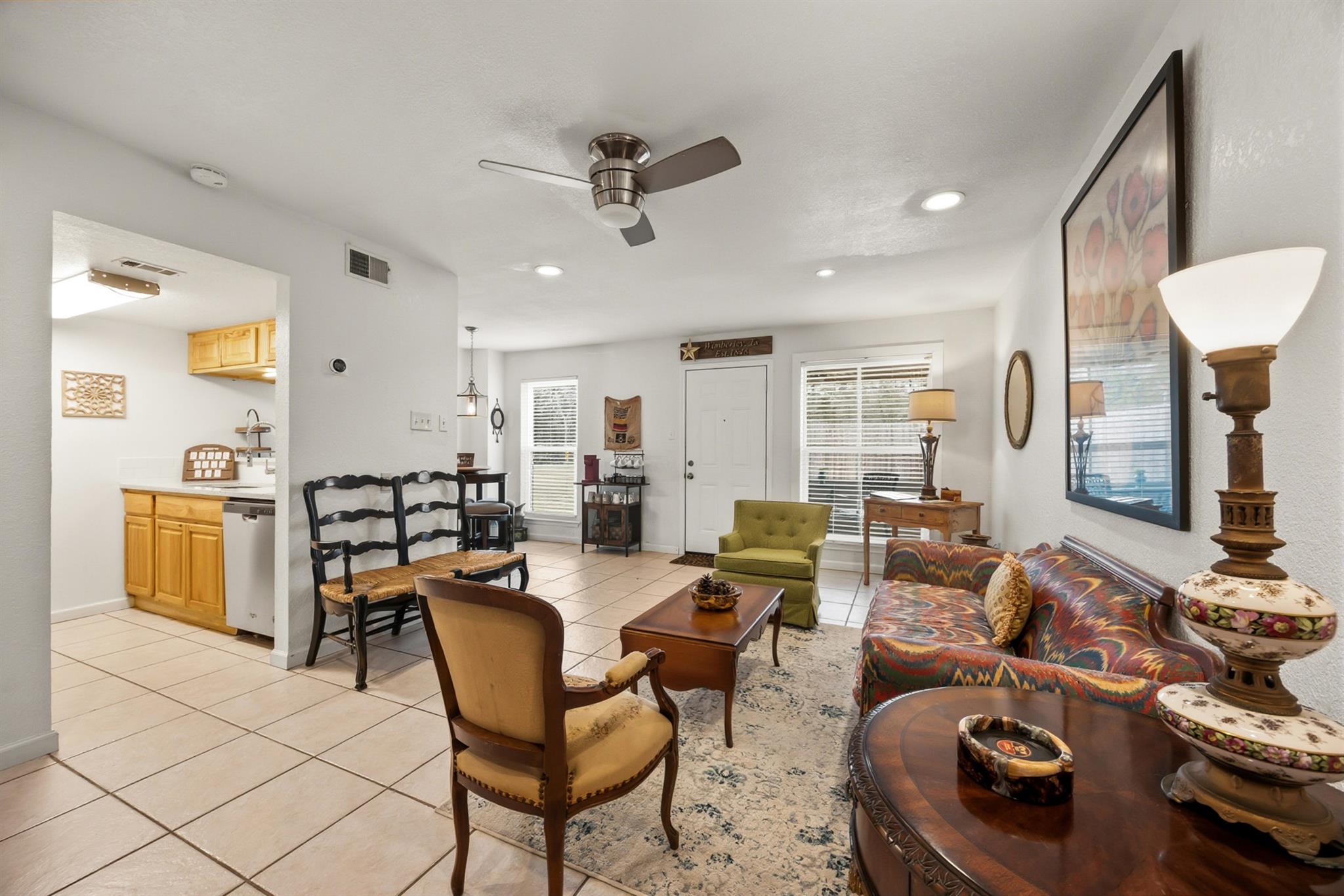 4 Cypress Fairway Vlg, Wimberley, TX 78676