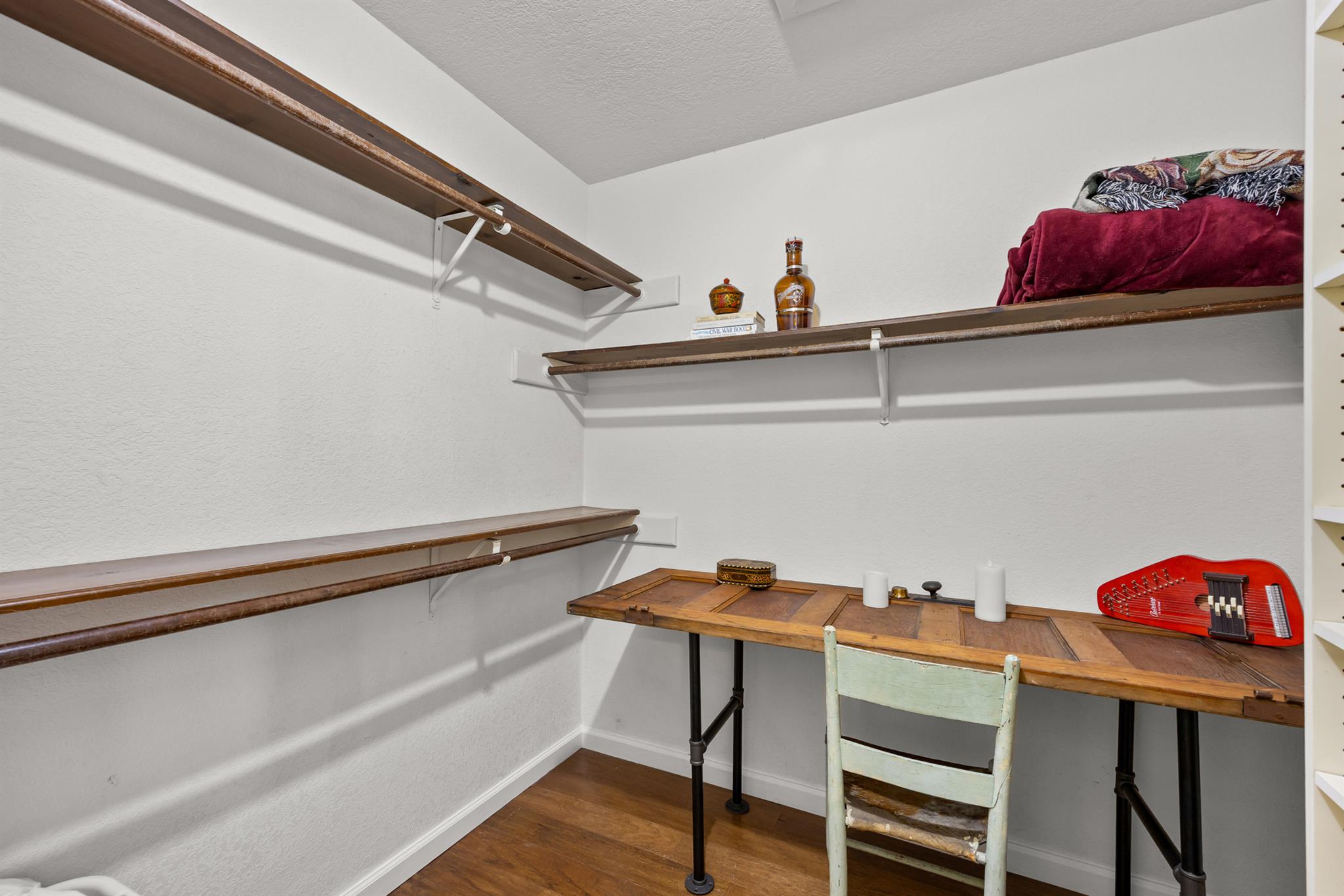 4 Cypress Fairway Vlg, Wimberley, TX 78676