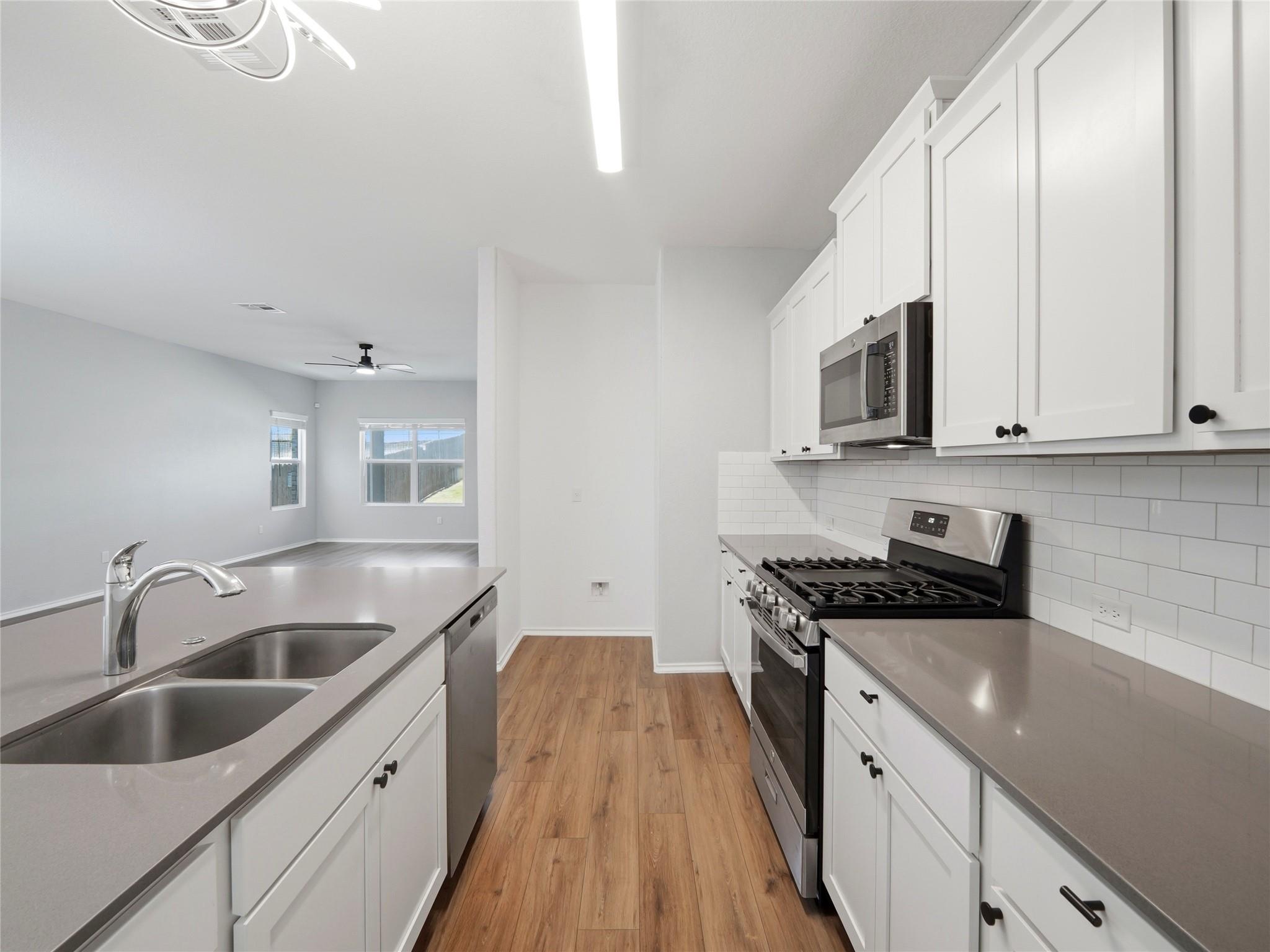 8014 Purple Aster Pass, Lago Vista, TX 78645