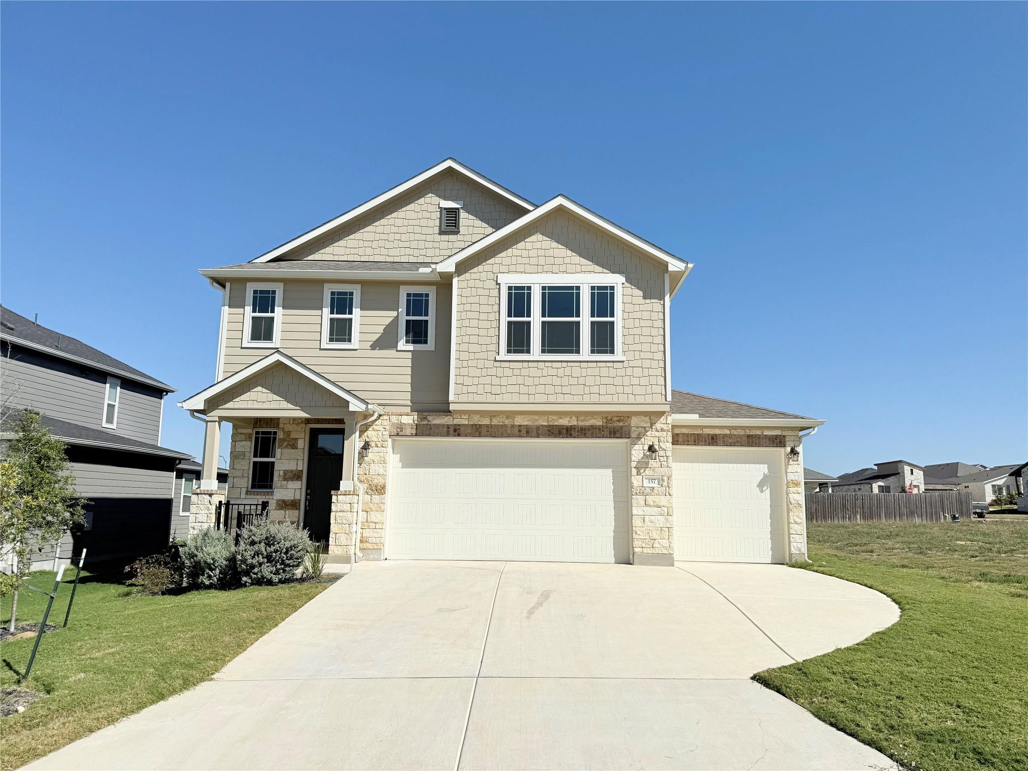 157 Seattle Slew Dr, Jarrell, TX 76537