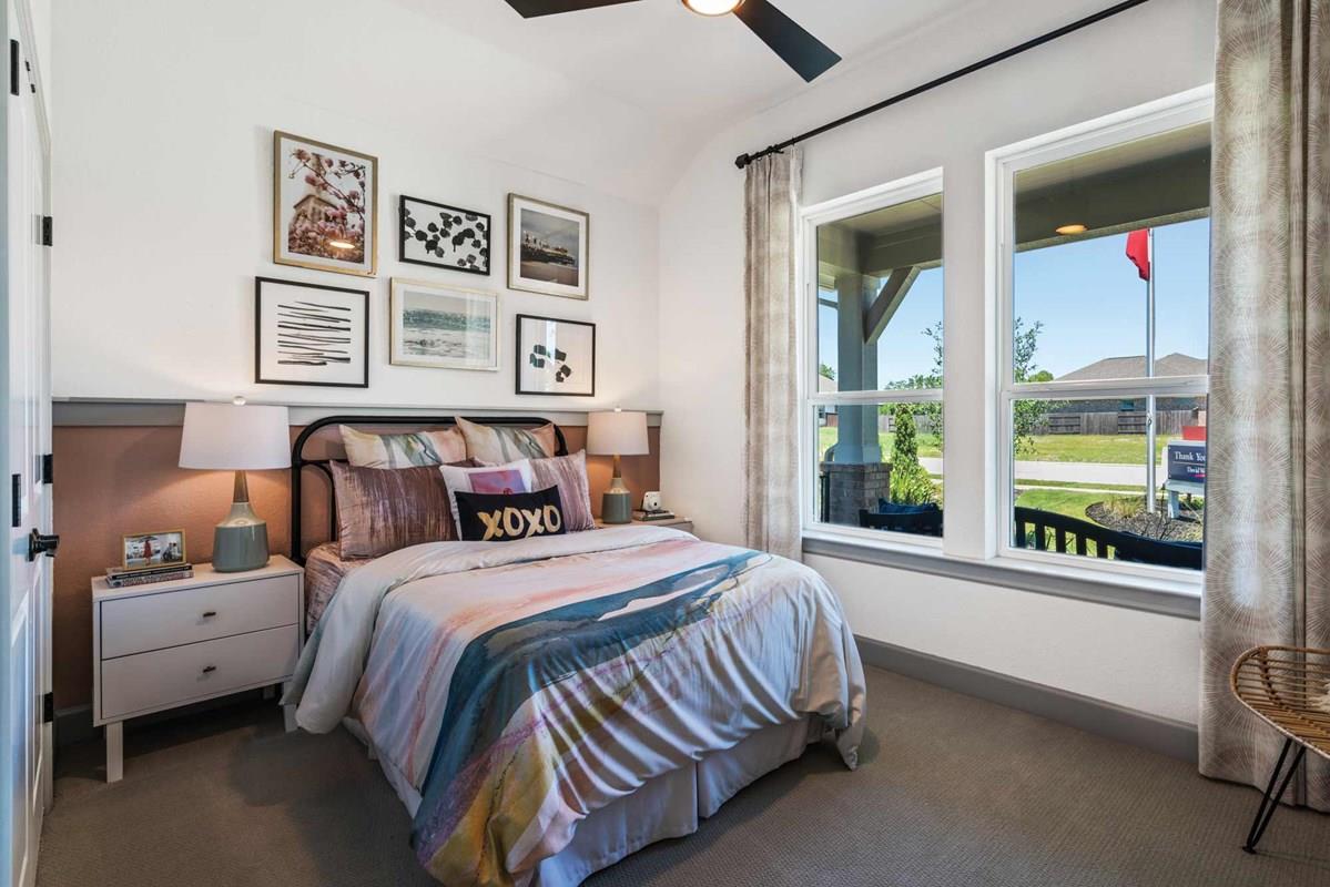 1123 Rusty Blackhaw Trl, San Marcos, TX 78666