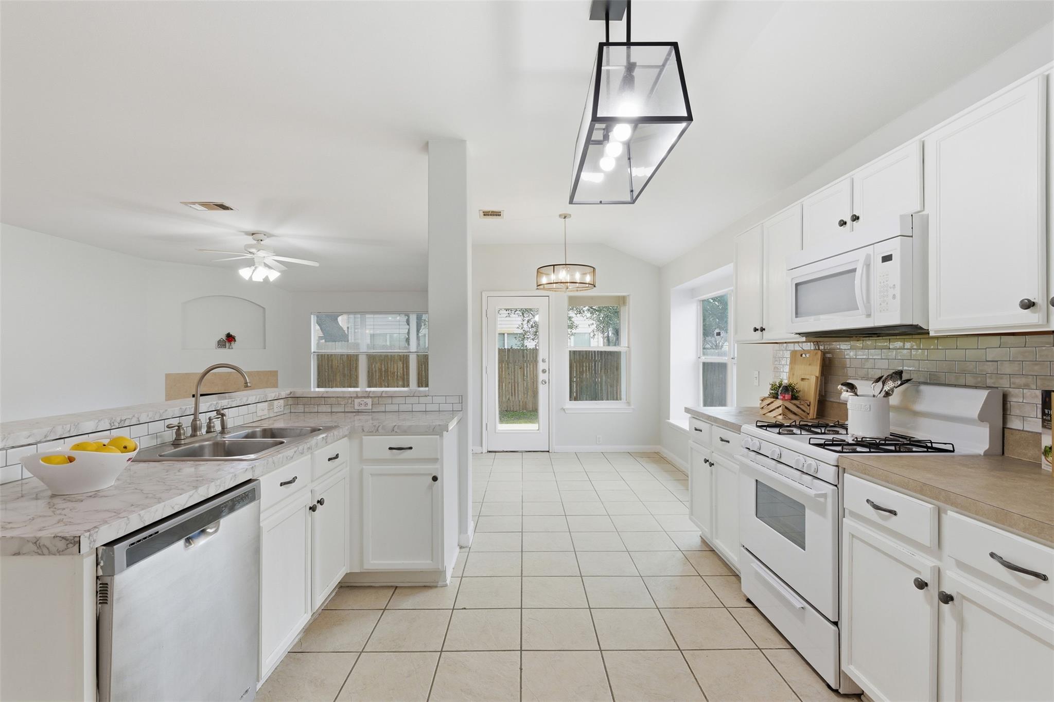 1601 Feta Ct, Cedar Park, TX 78613