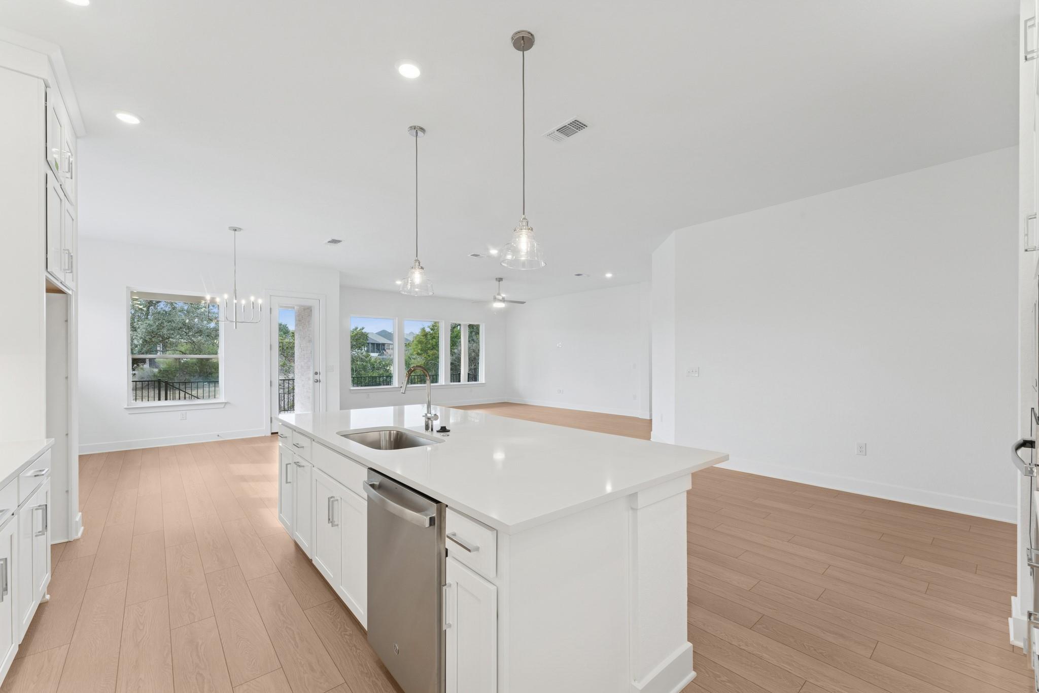 729 Teakmill Trl, San Marcos, TX 78666