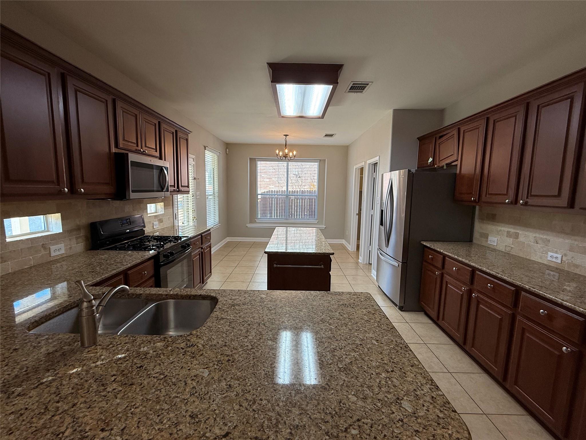 3721 Gentle Winds Ln, Round Rock, TX 78681