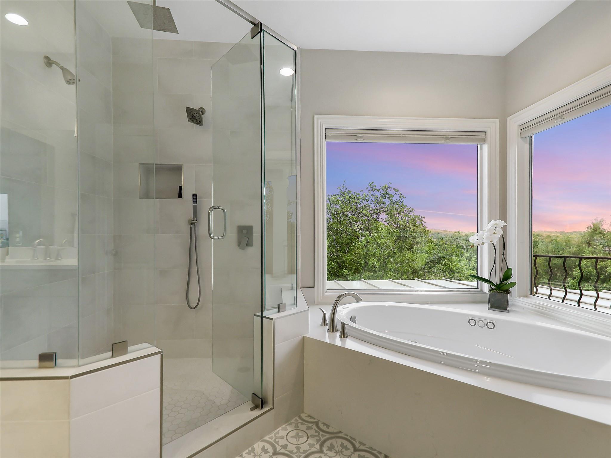 1910 Rue De St Tropez # 4, Austin, TX 78746