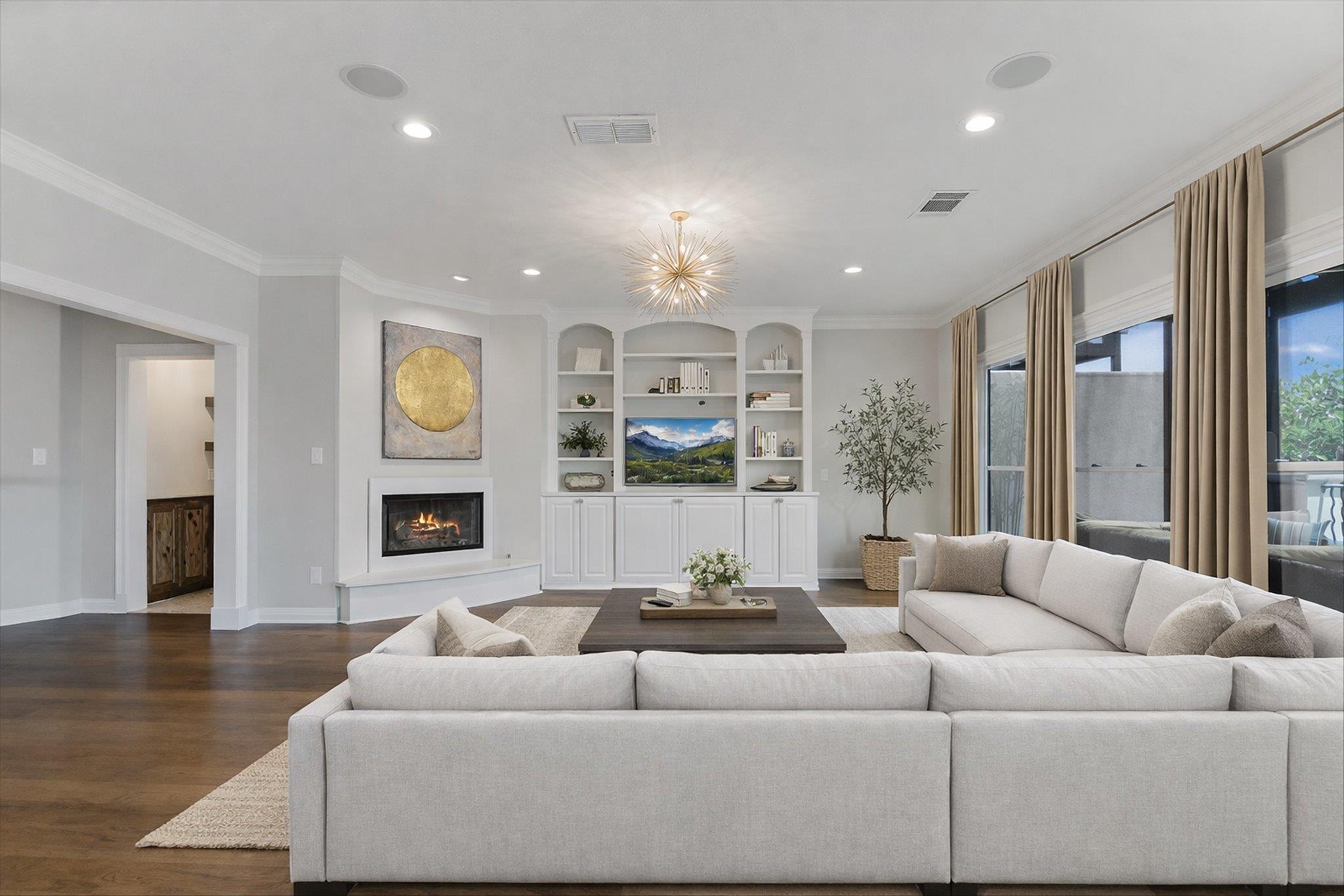 1910 Rue De St Tropez # 4, Austin, TX 78746