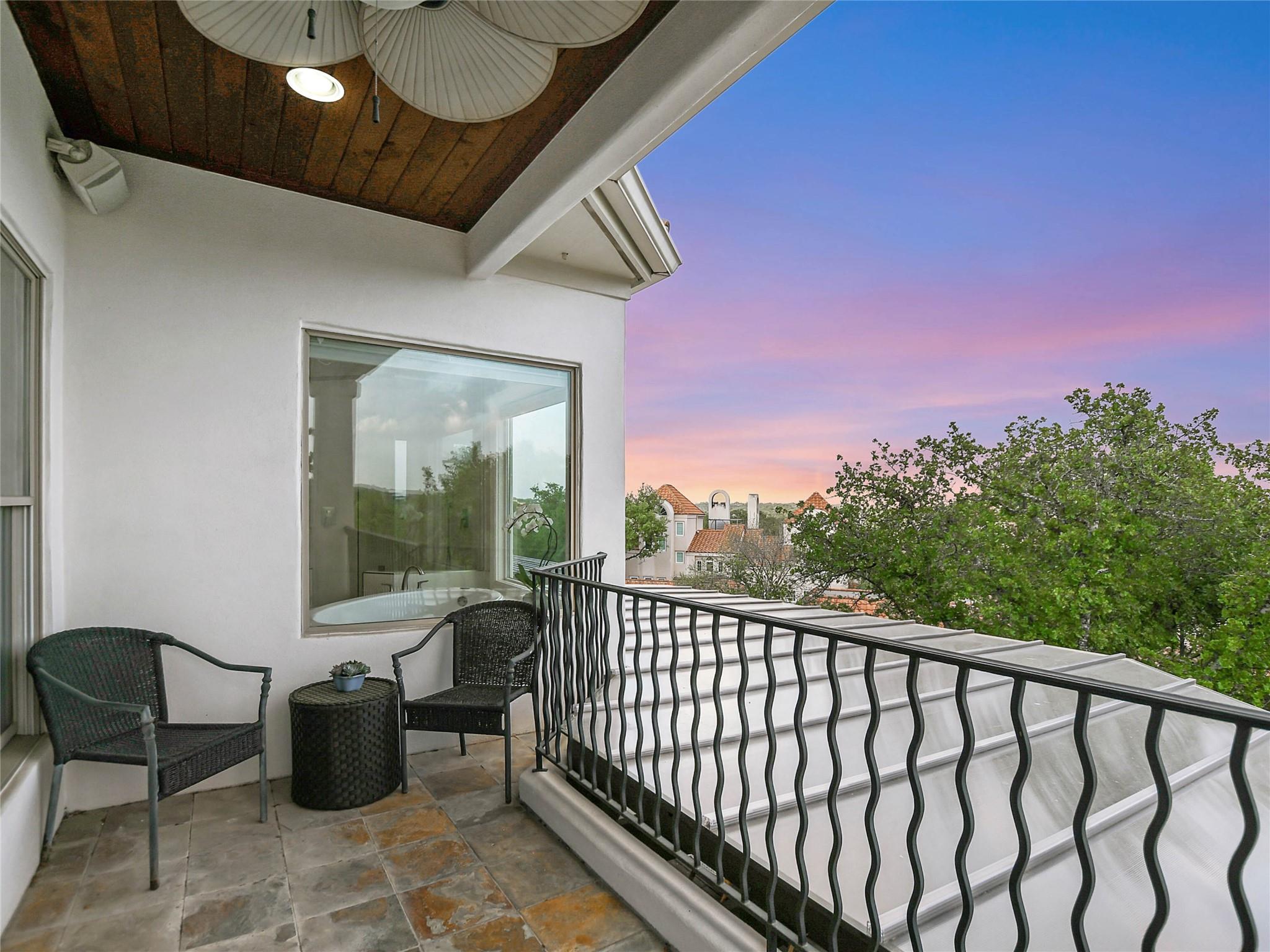 1910 Rue De St Tropez # 4, Austin, TX 78746