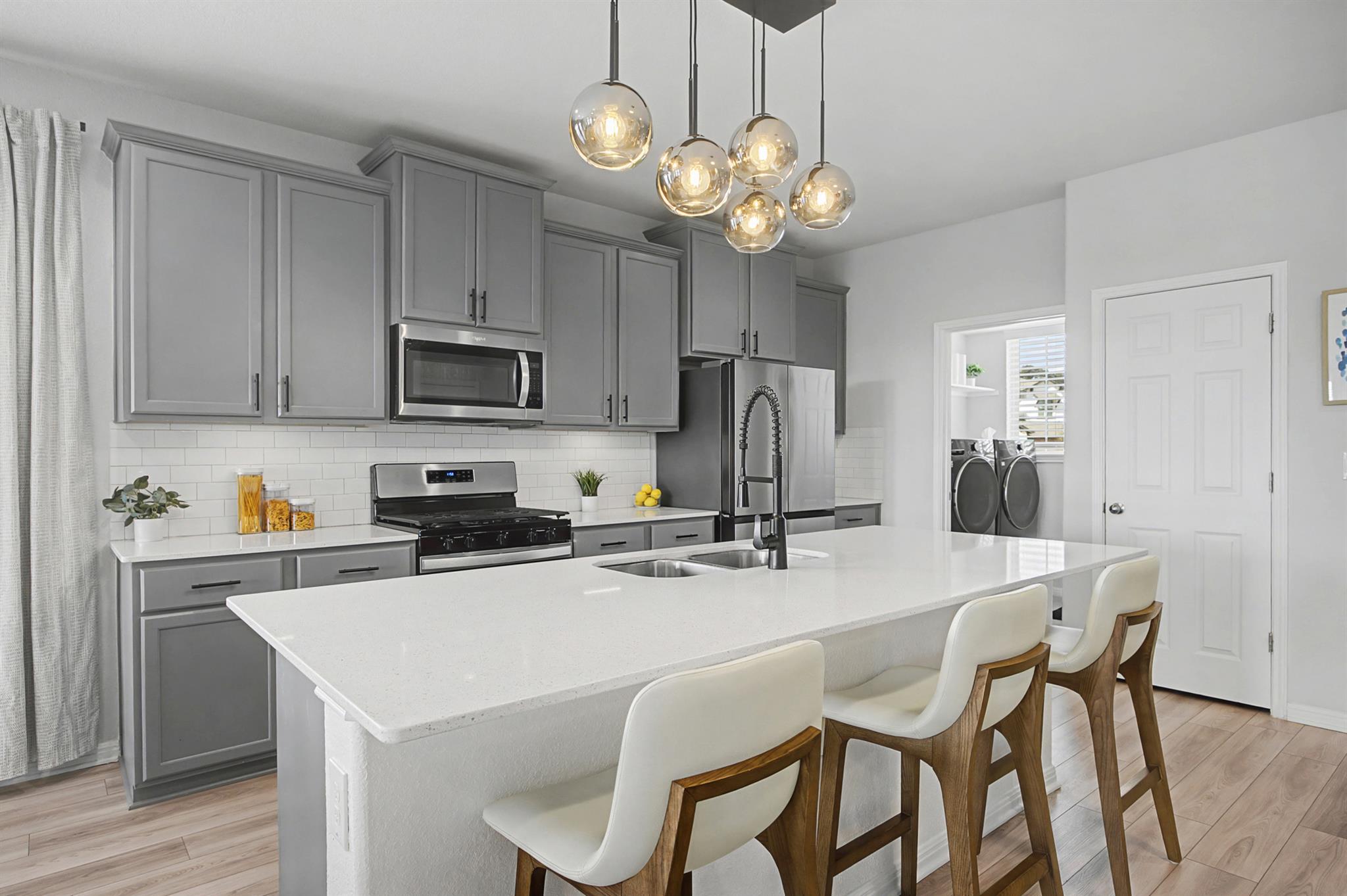 225 Manassas Dr, Leander, TX 78641