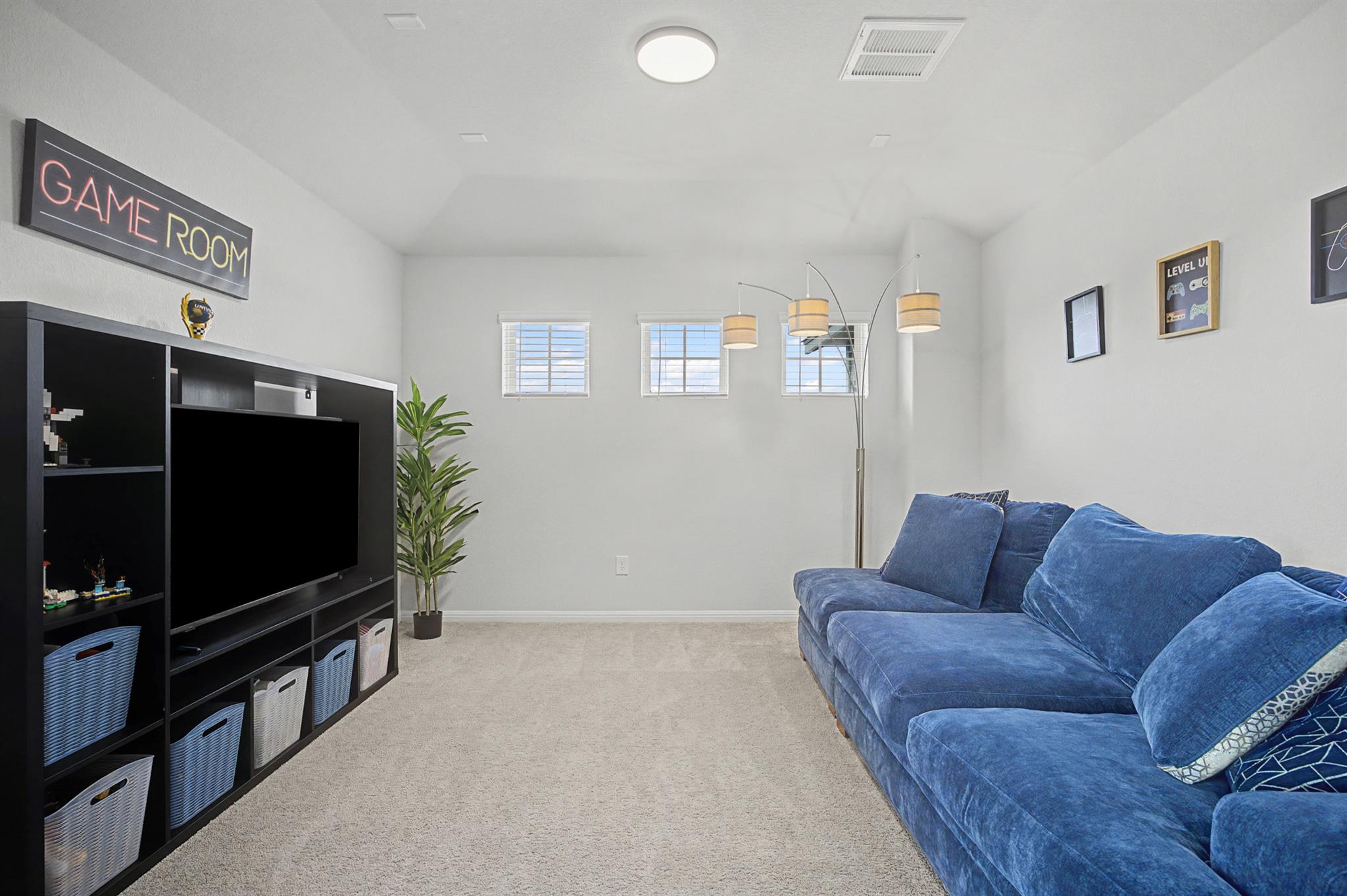 225 Manassas Dr, Leander, TX 78641