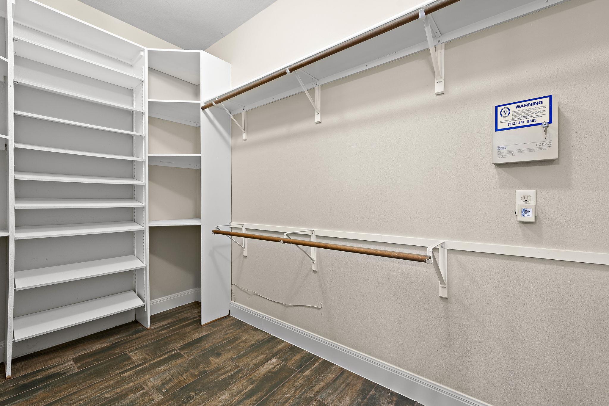 3700 Hawk Ridge St, Round Rock, TX 78665