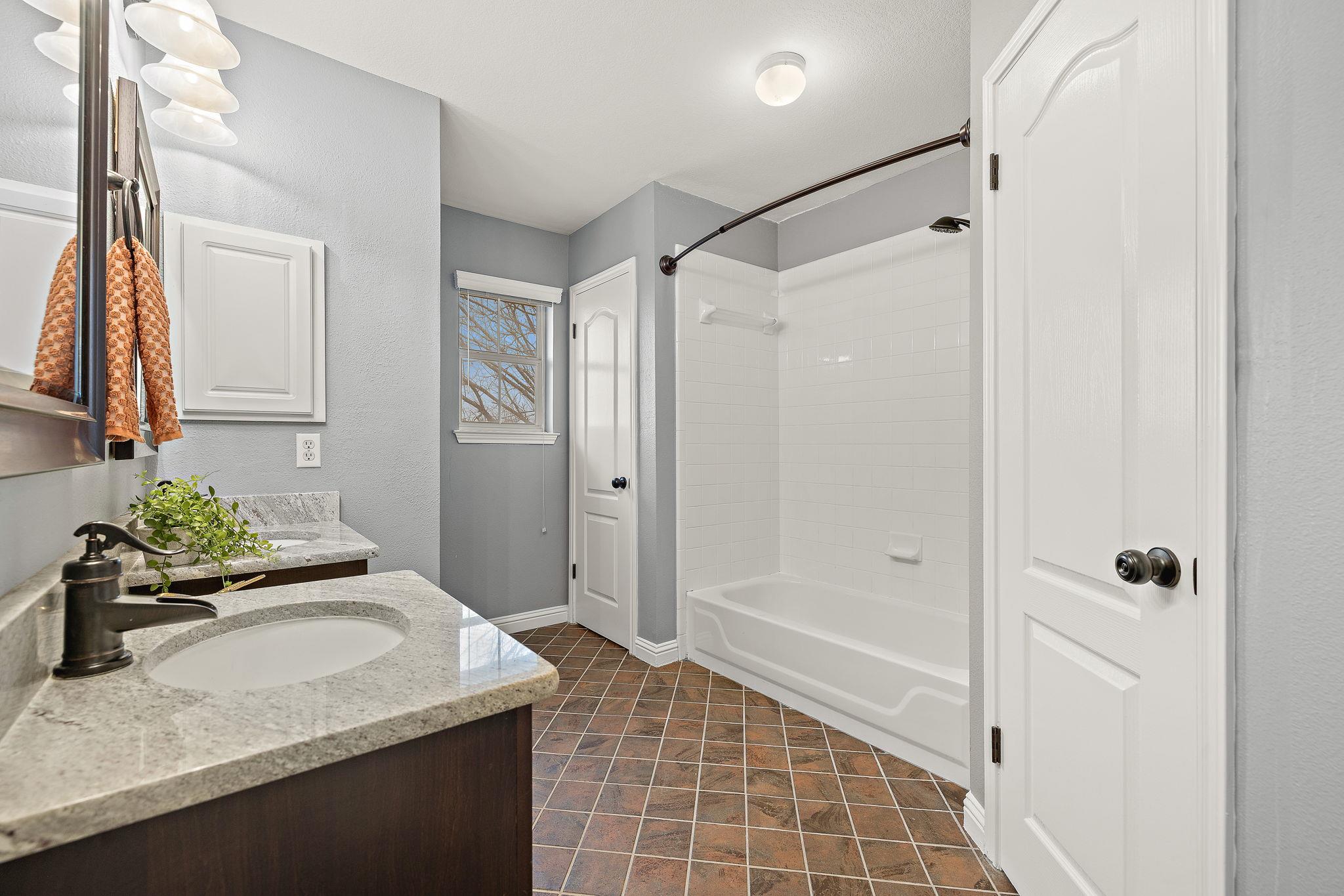 3700 Hawk Ridge St, Round Rock, TX 78665