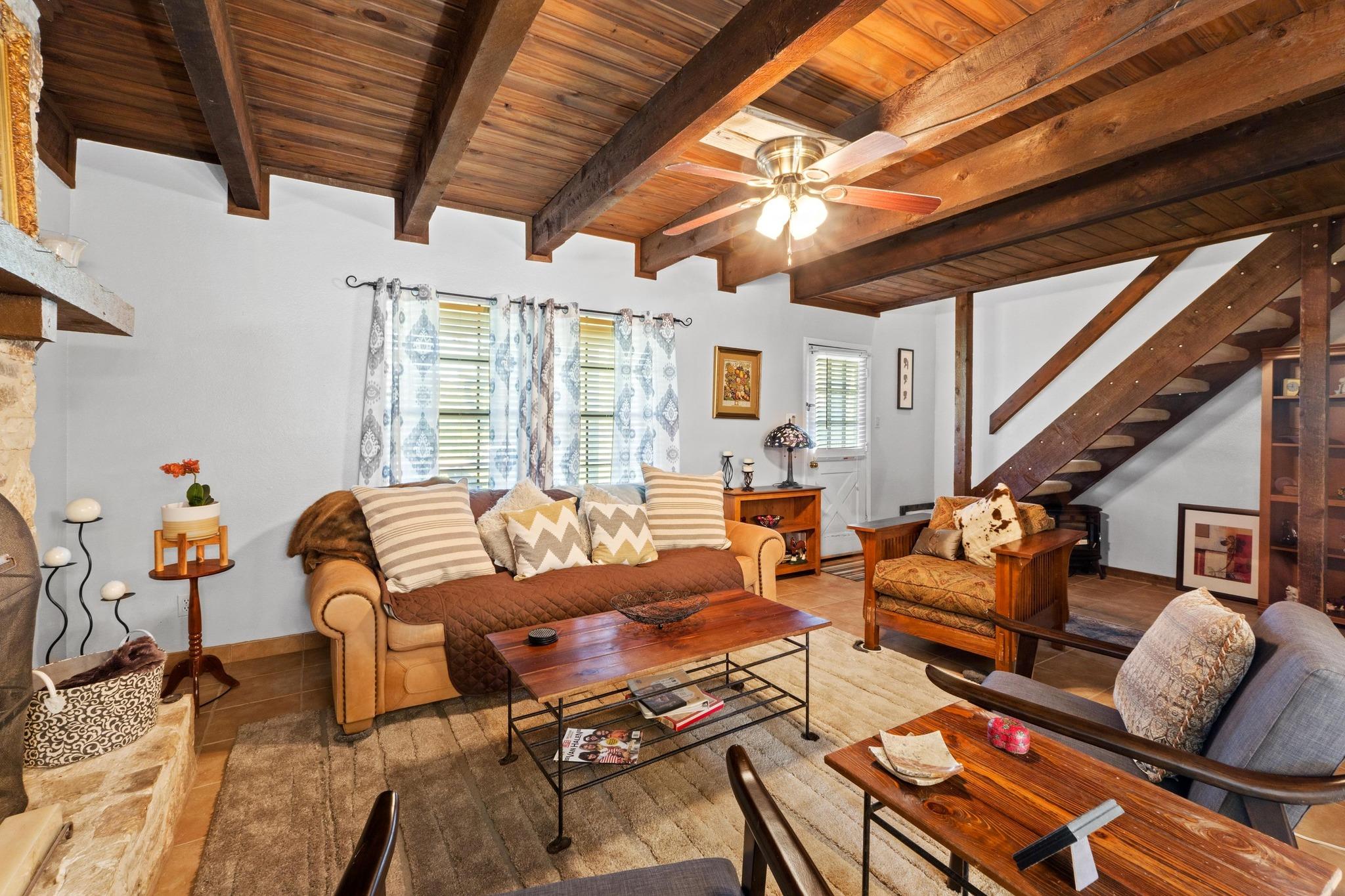 103 S LAURELWOOD DRIVE Dr S, Austin, TX 78733