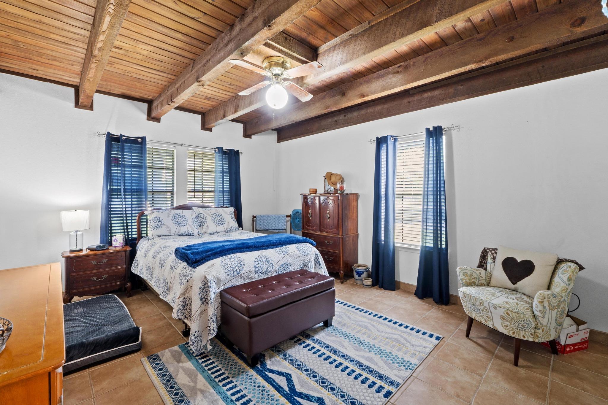 103 S LAURELWOOD DRIVE Dr S, Austin, TX 78733