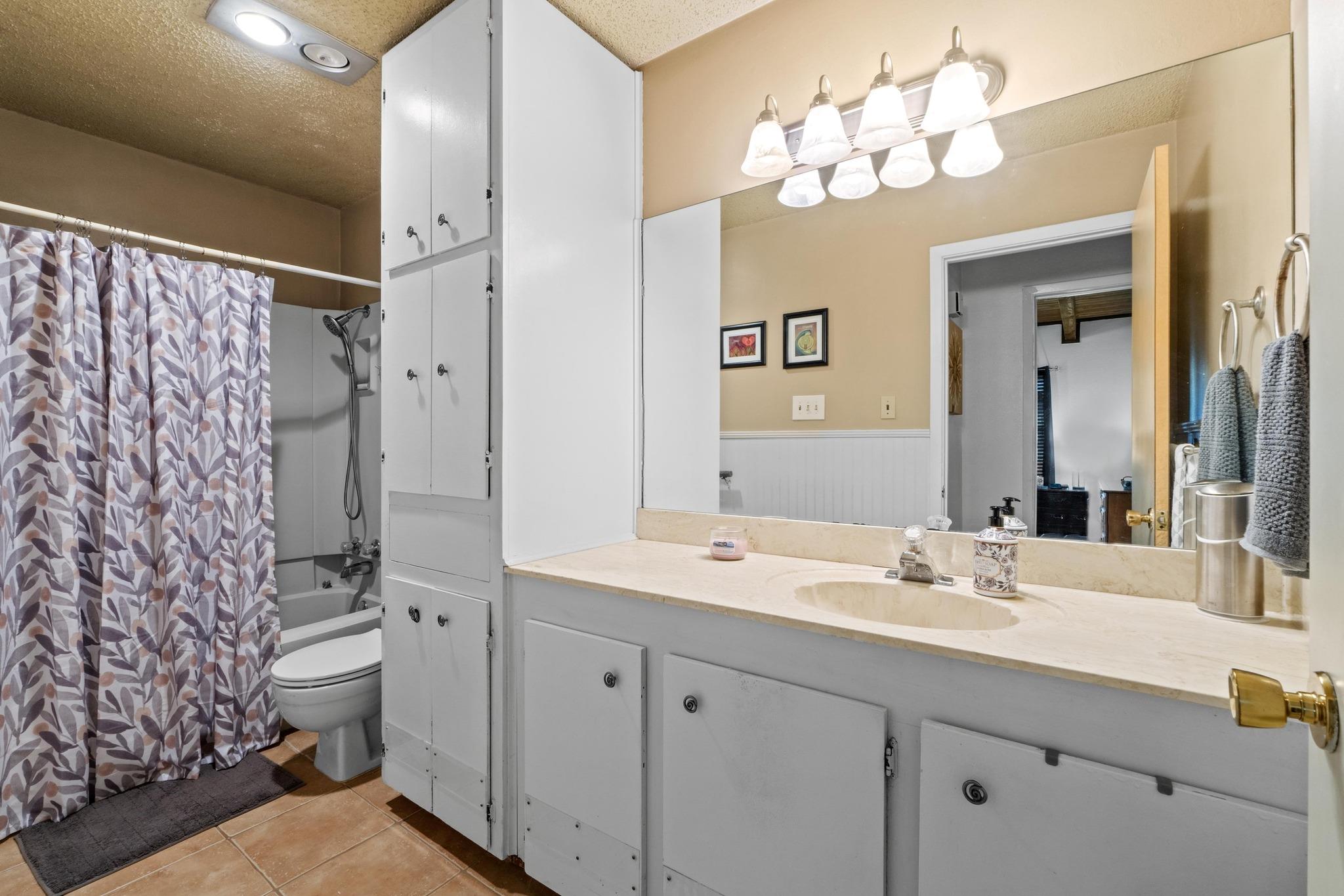 103 S LAURELWOOD DRIVE Dr S, Austin, TX 78733