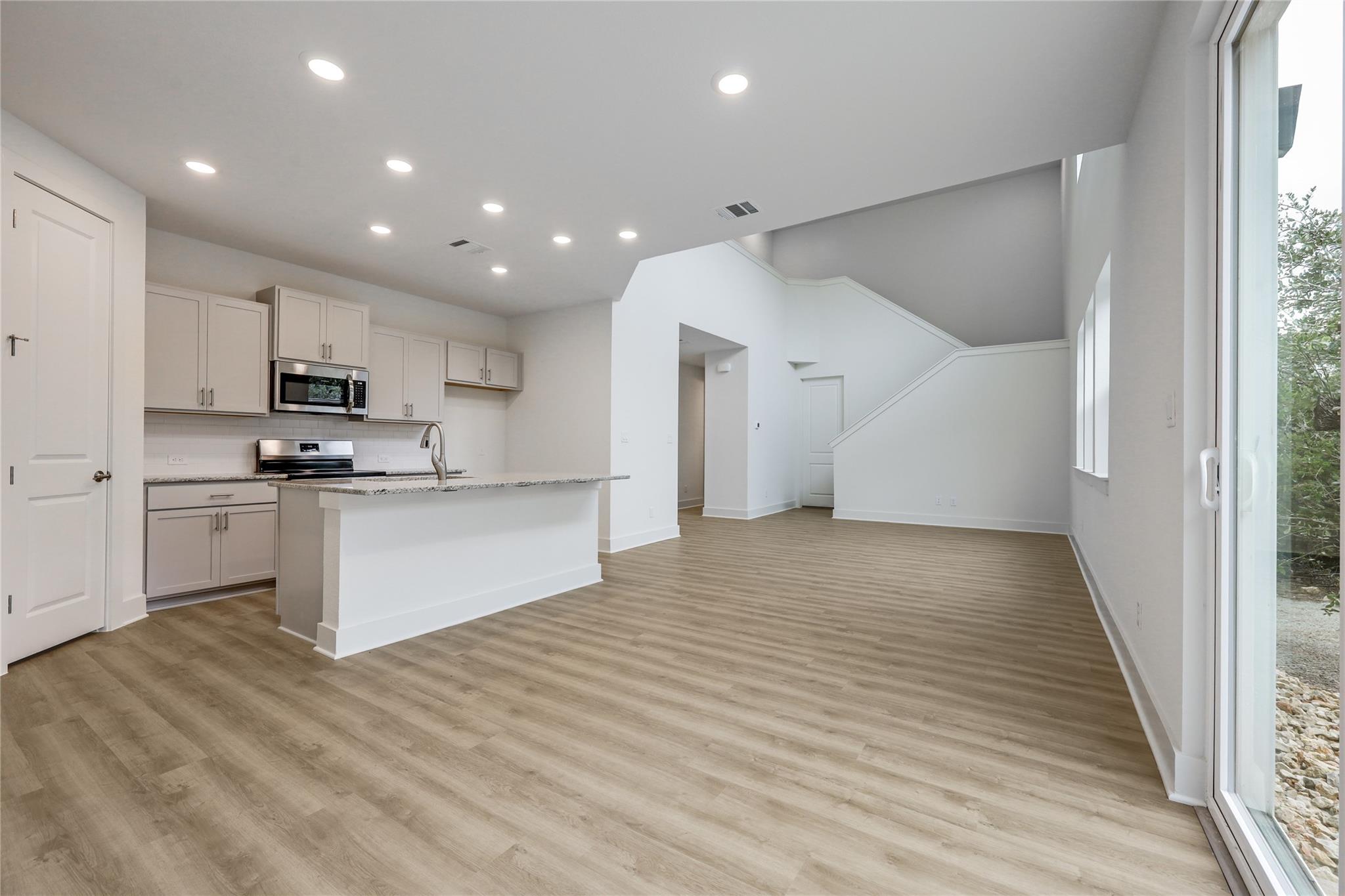 20110 Lee Ln, Lago Vista, TX 78645