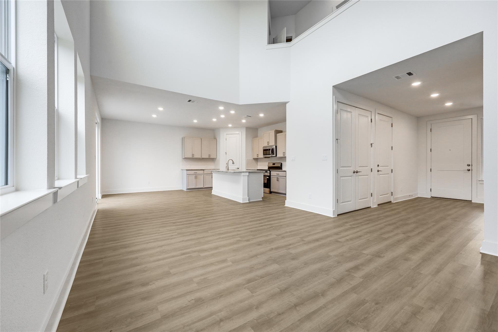 20110 Lee Ln, Lago Vista, TX 78645