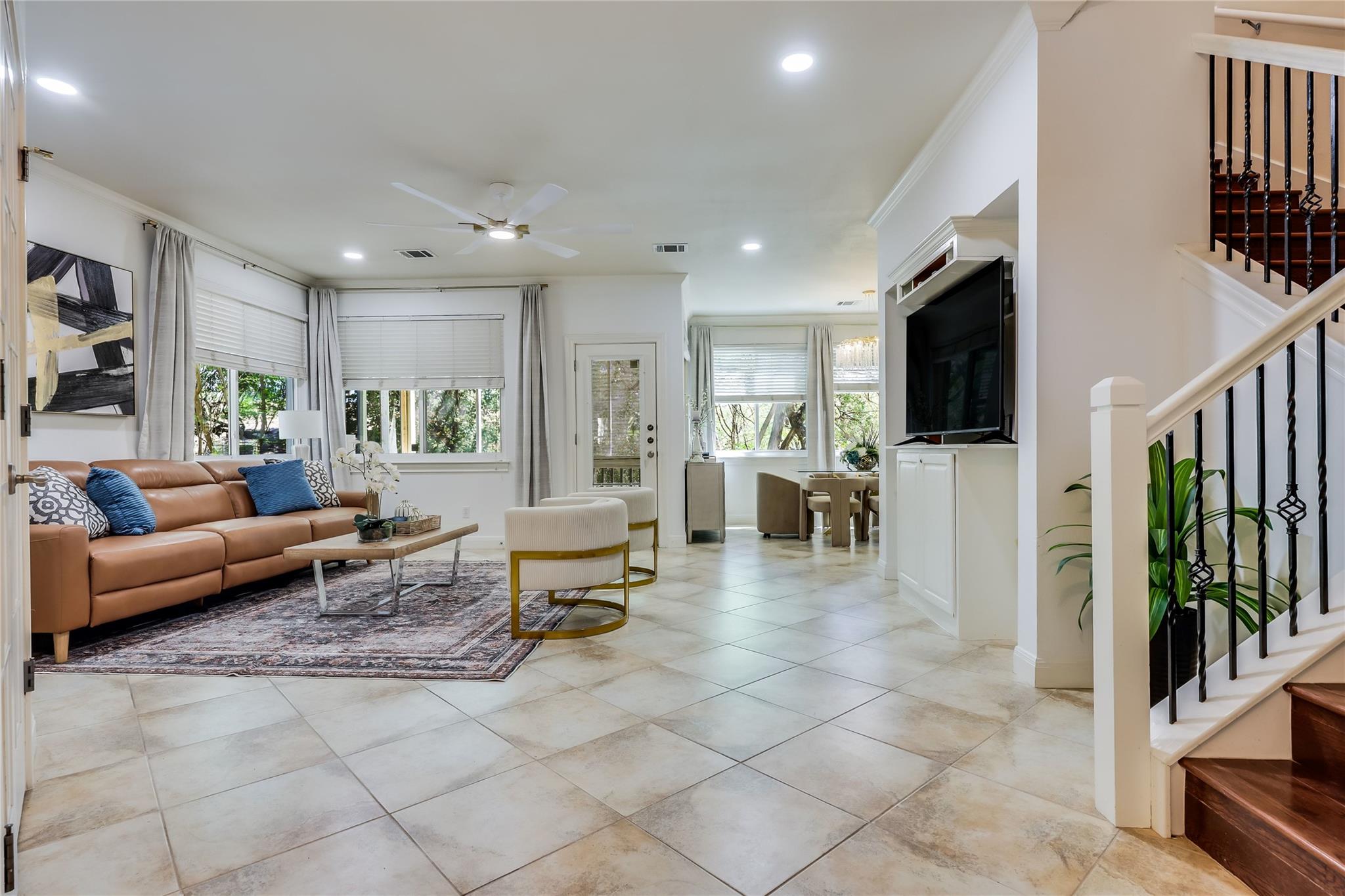 5605 Creek Mdws Cv # A, Austin, TX 78731