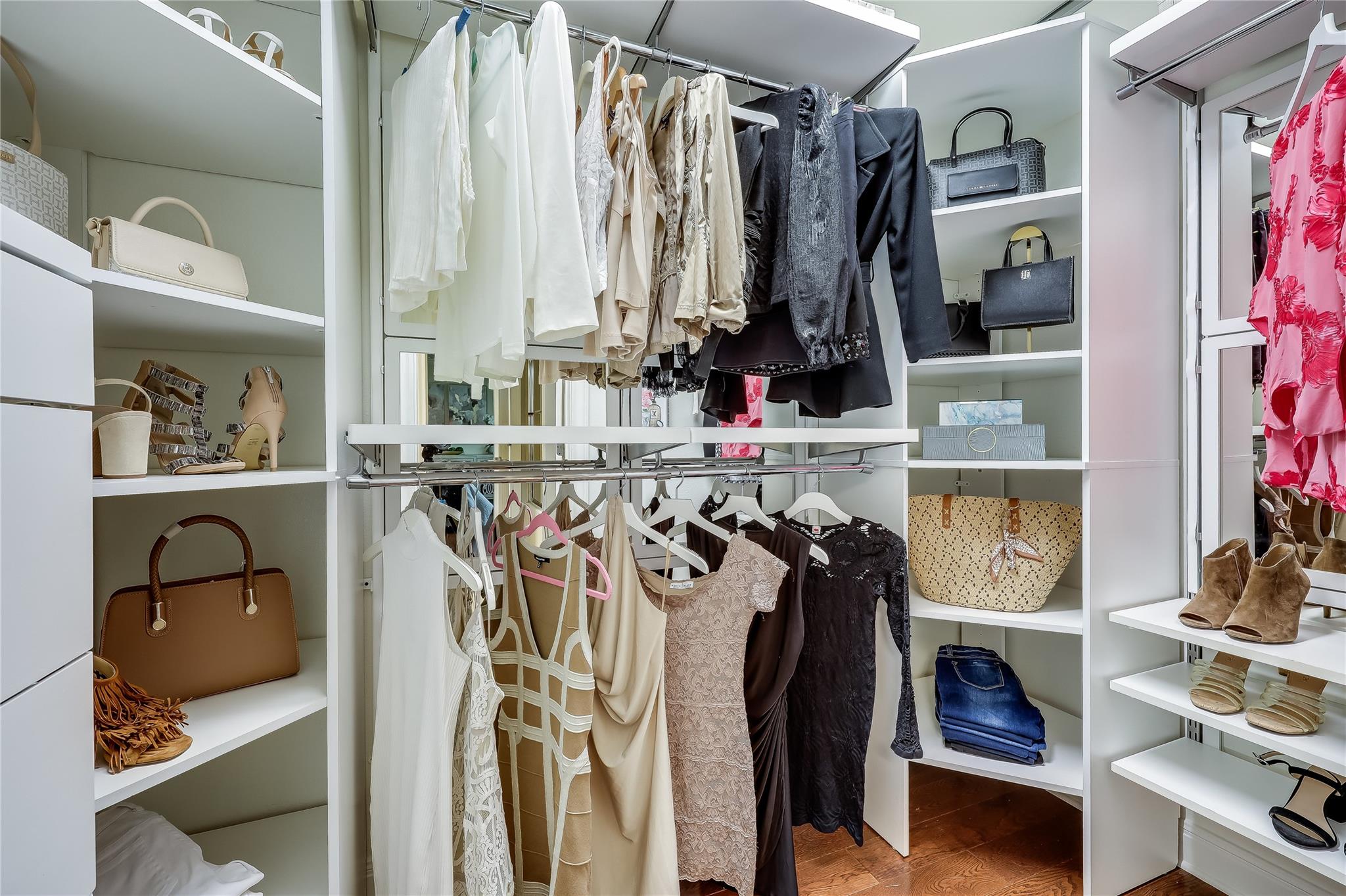 5605 Creek Mdws Cv # A, Austin, TX 78731