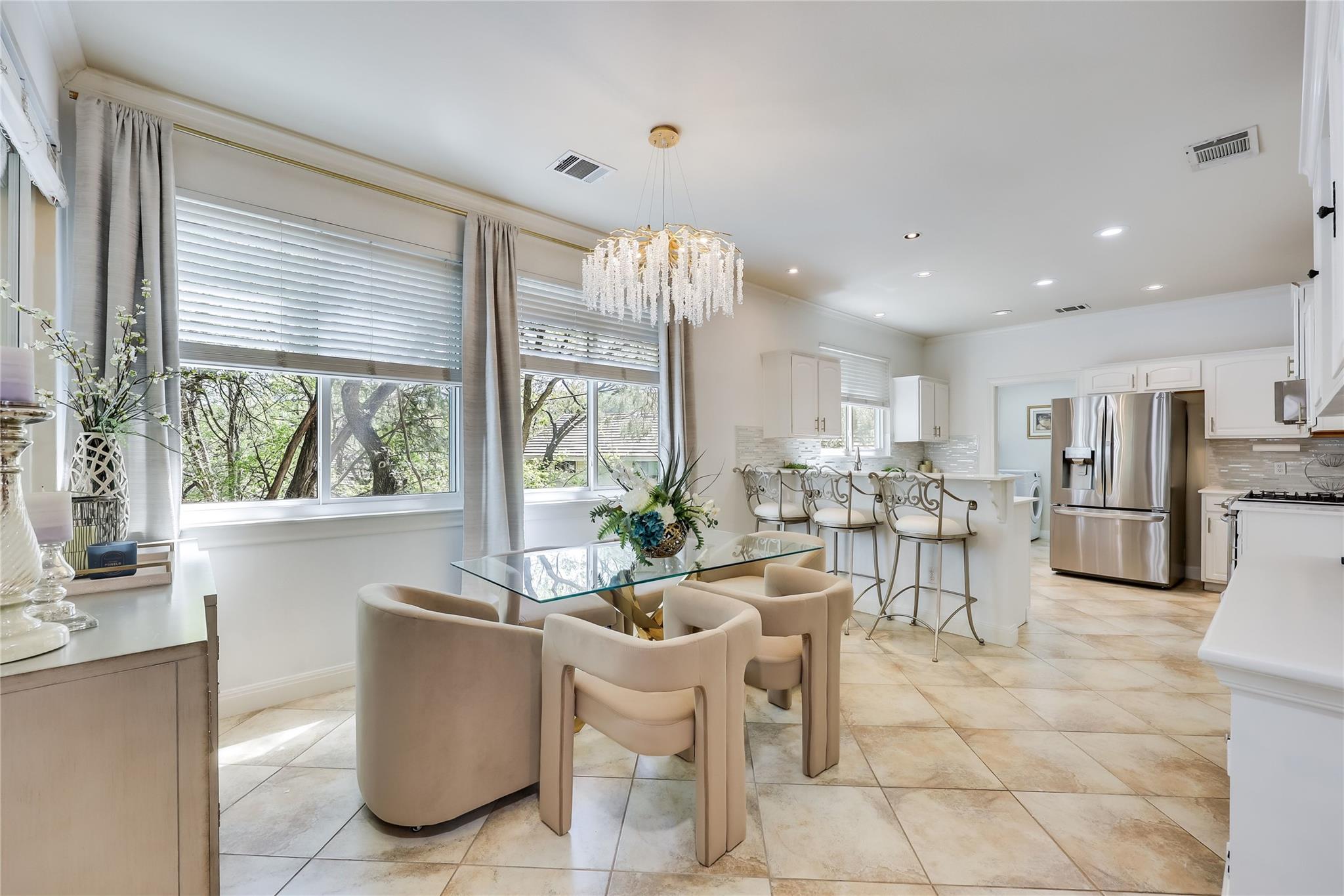 5605 Creek Mdws Cv # A, Austin, TX 78731