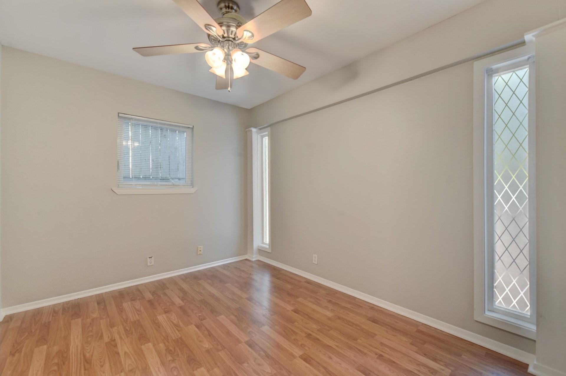 2712 Whitis Ave # B, Austin, TX 78705